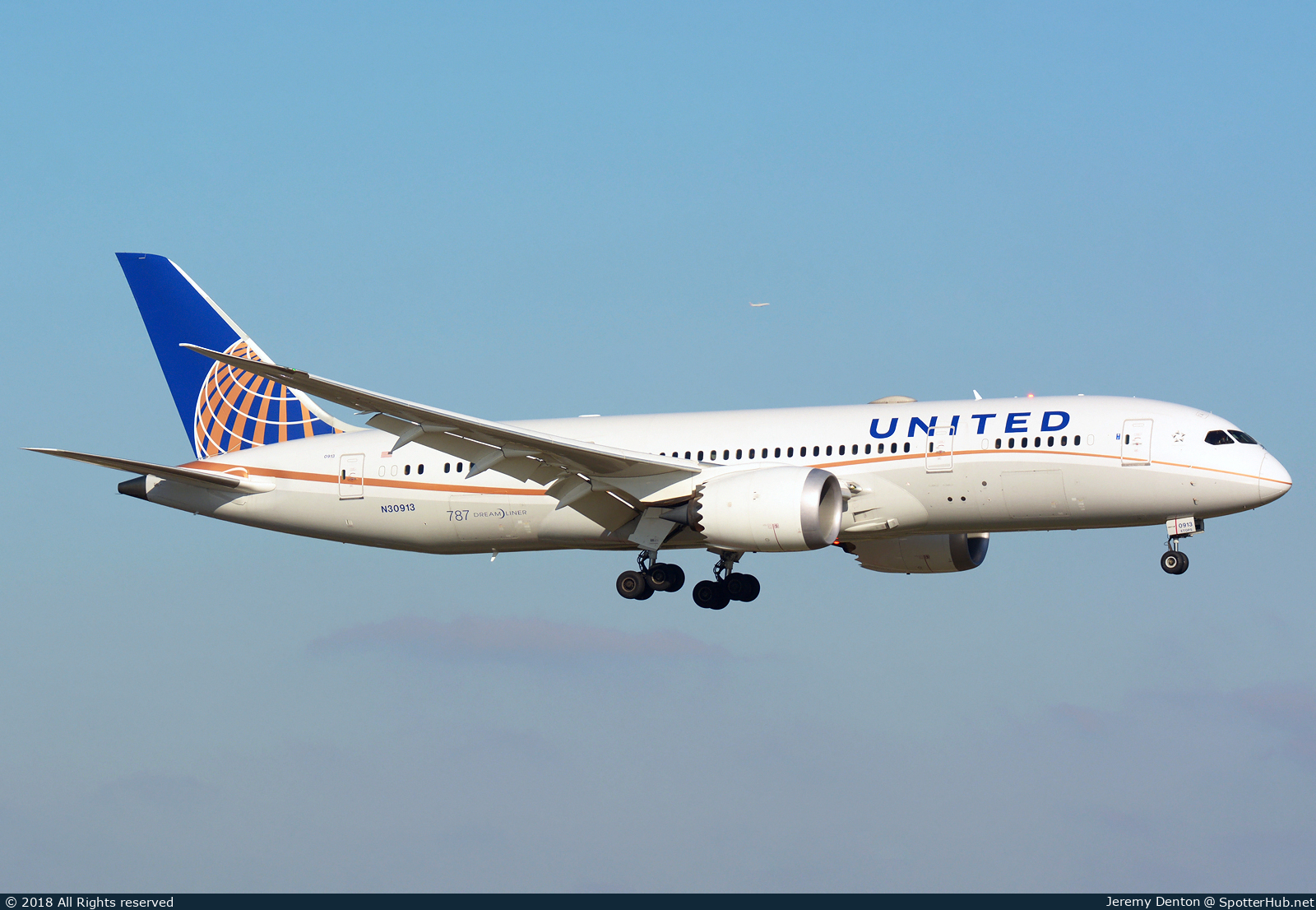 Photo of N30913 - Boeing 787-8 Dreamliner operated by United Airlines