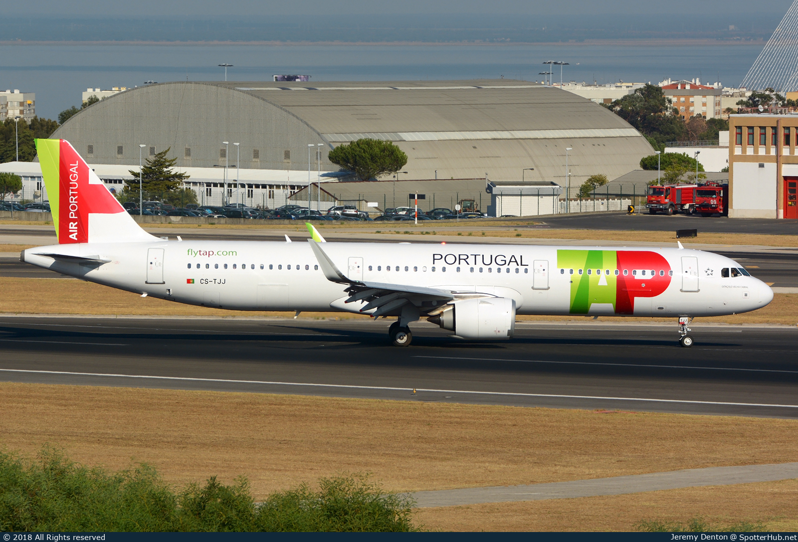 Photo of CS-TJJ - Airbus A321-251N operated by TAP Air Portugal