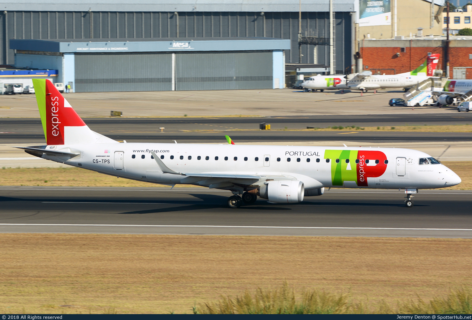 Photo of CS-TPS - Embraer ERJ-190LR operated by TAP Express (opb Portugália Airlines)