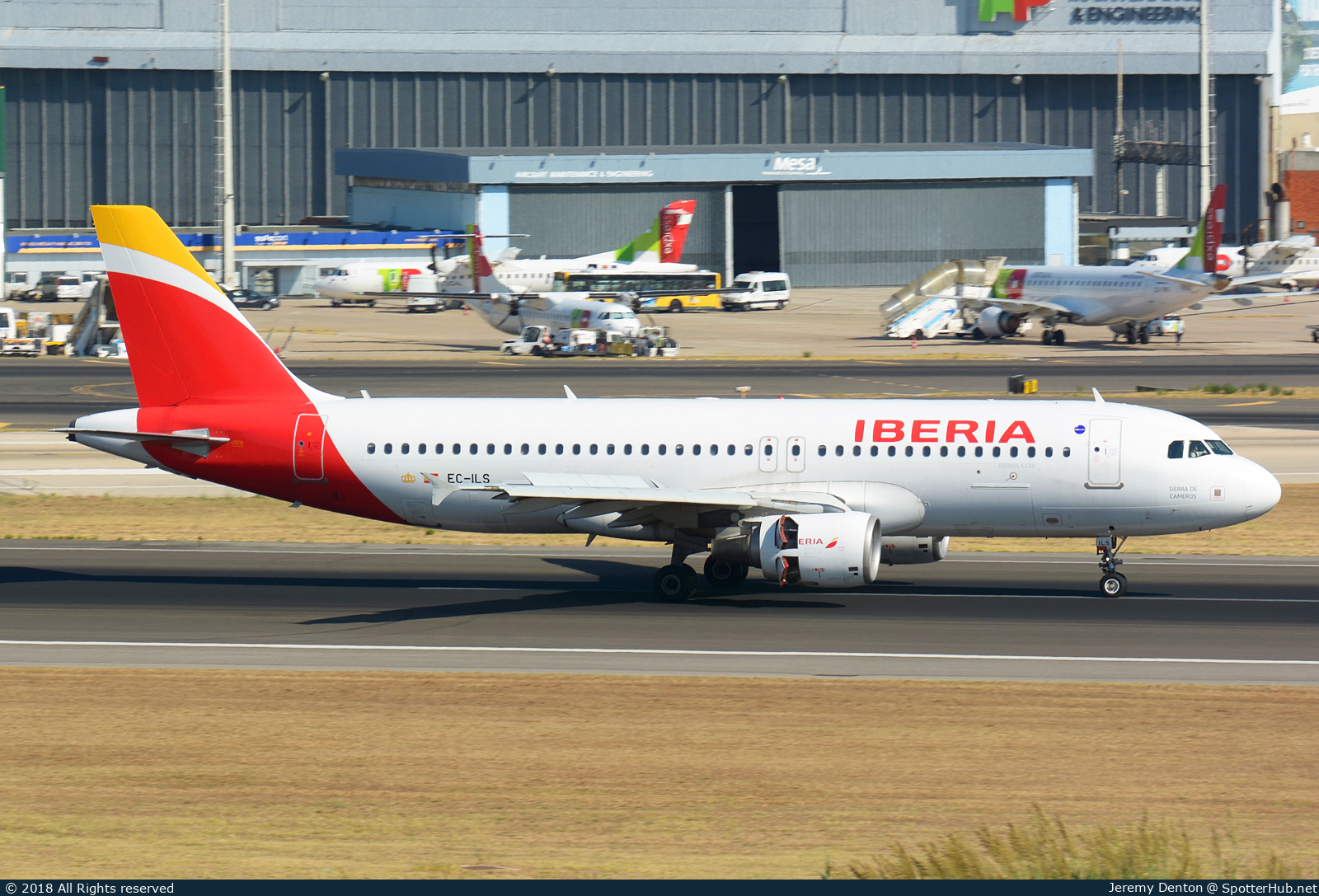 Photo of EC-ILS - Airbus A320-214 operated by Iberia