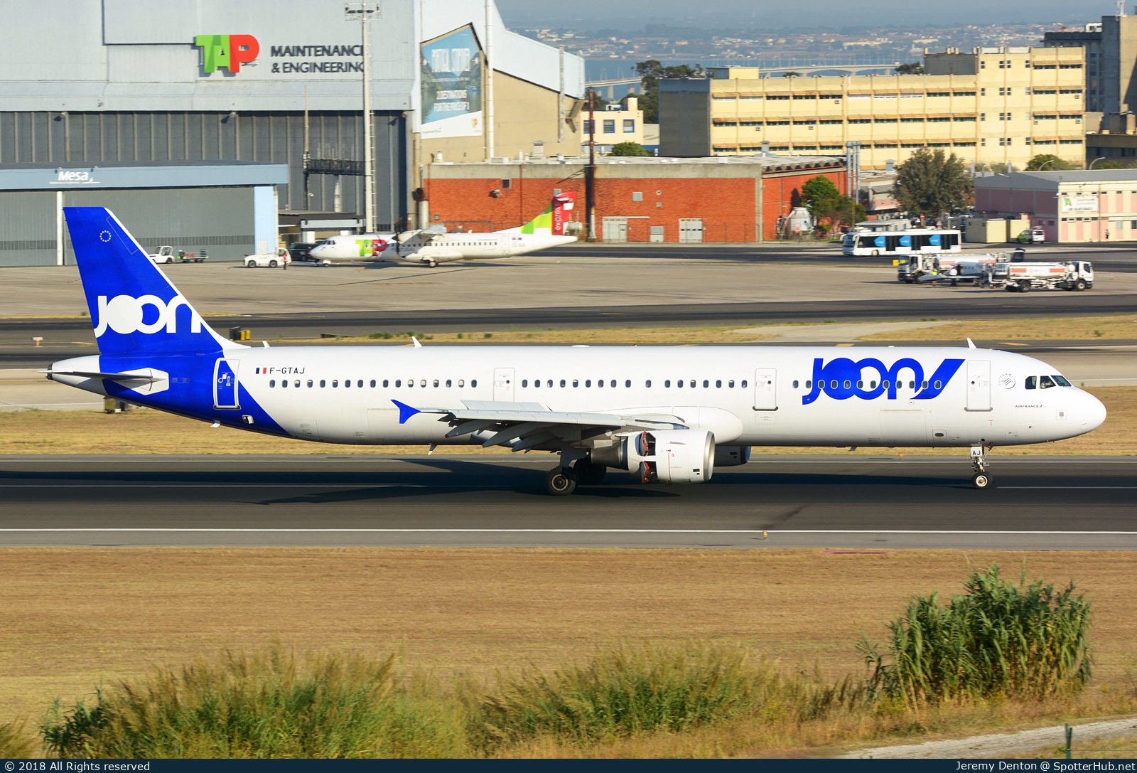 Photo of F-GTAJ - Airbus A321-212 operated by Joon