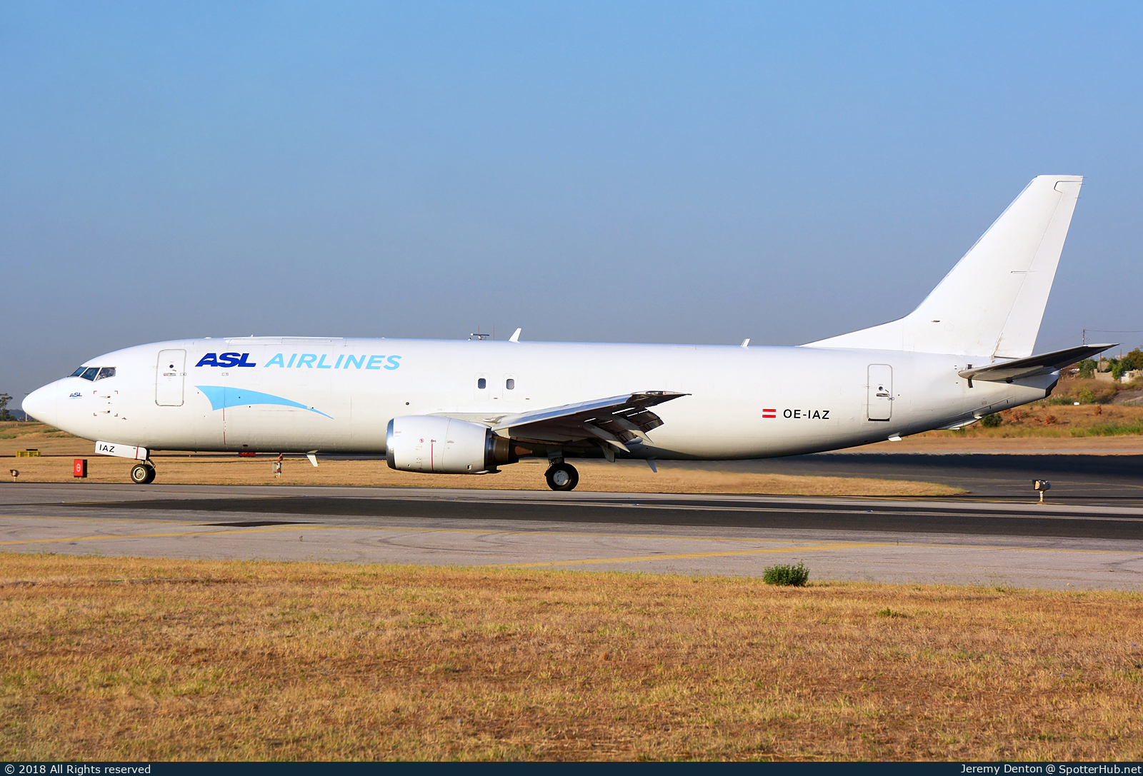 Photo of OE-IAZ - Boeing 737-4Q8(SF) operated by ASL Airlines Belgium
