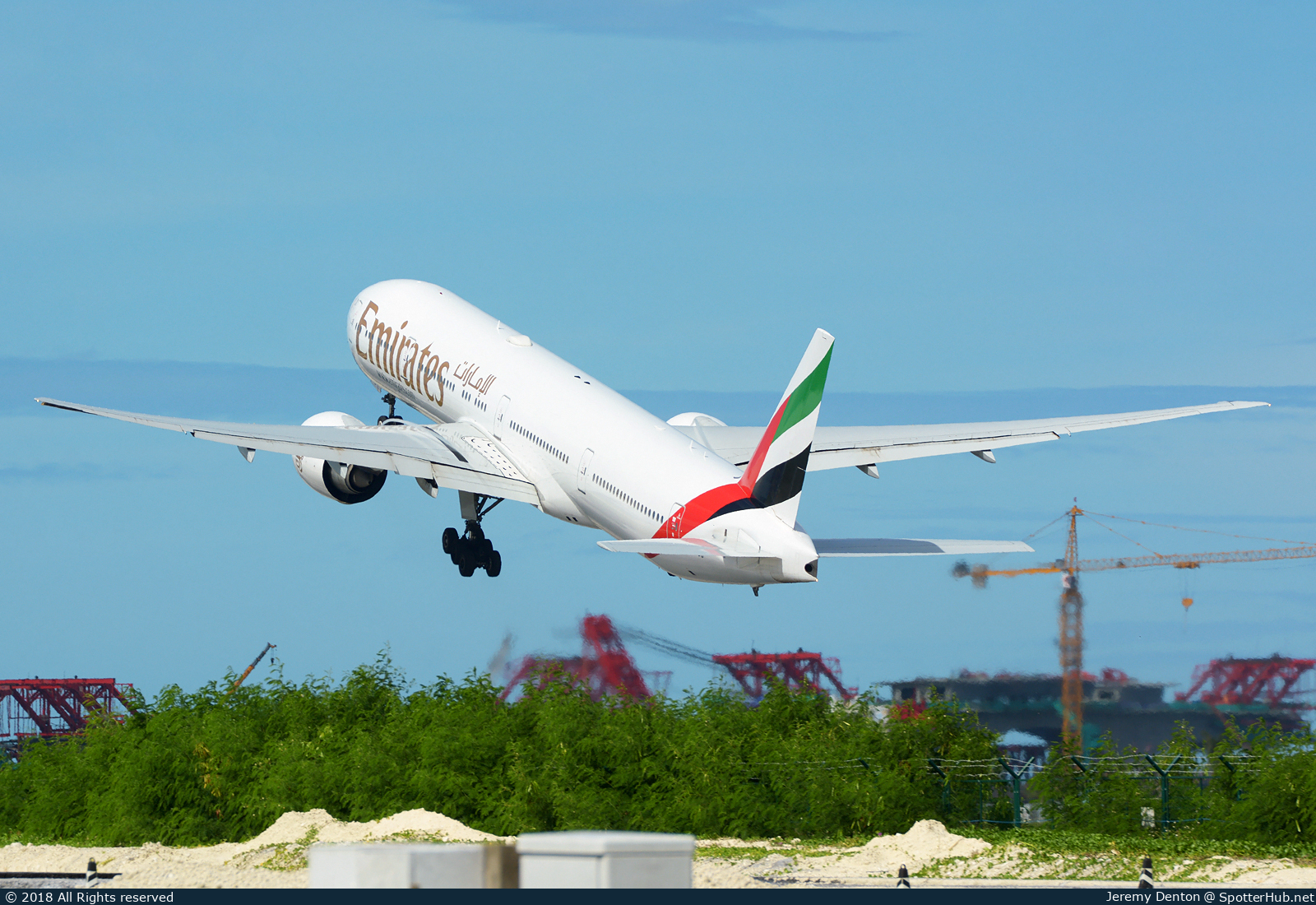 Photo of A6-EGD - Boeing 777-31H(ER) operated by Emirates