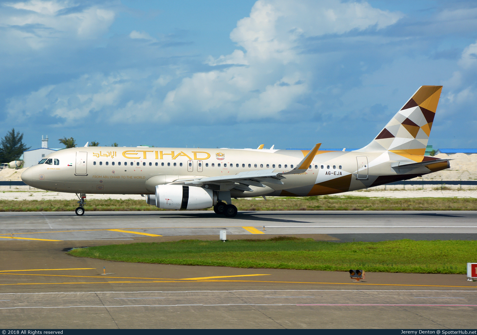 Photo of A6-EJA - Airbus A320-232 operated by Etihad Airways