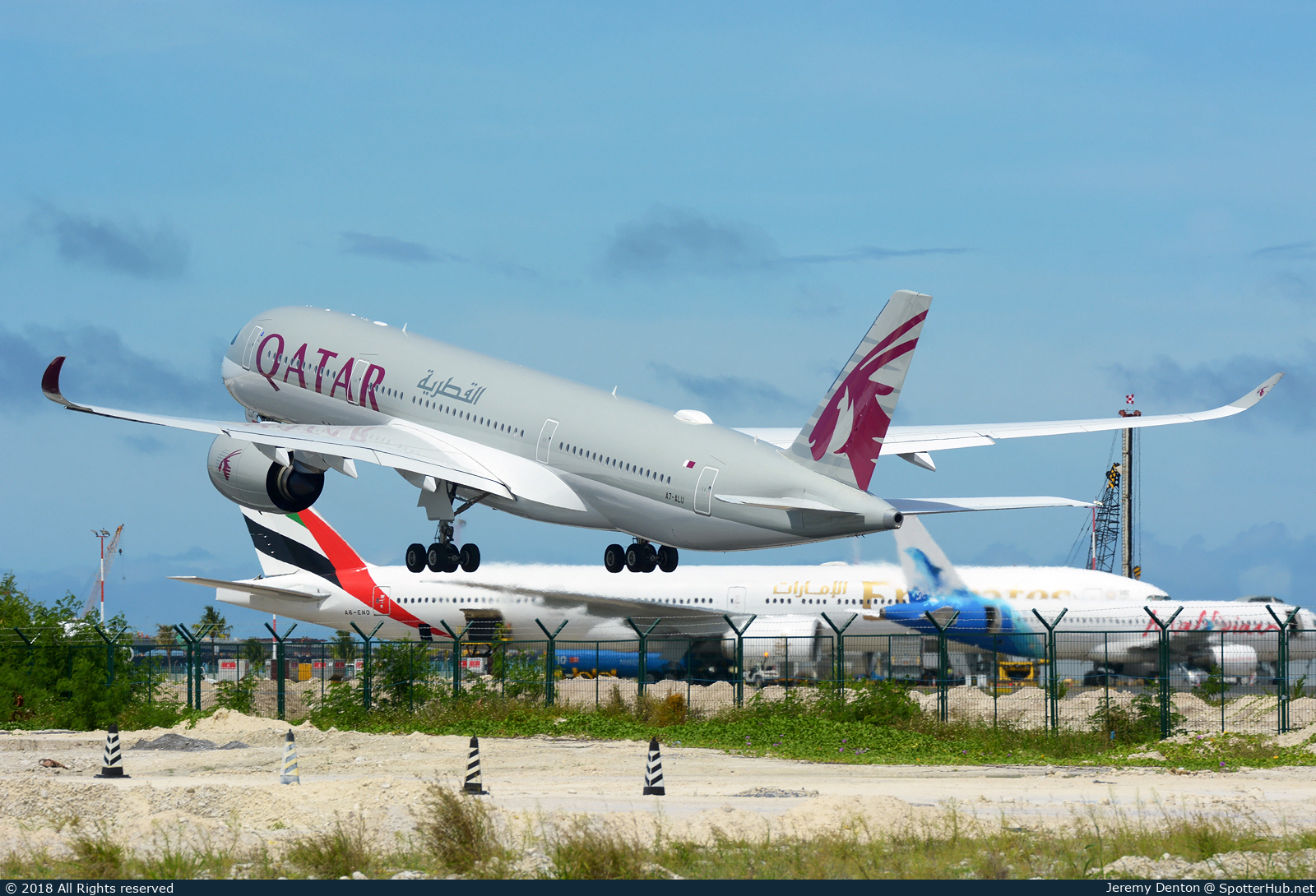 Photo of A7-ALU - Airbus A350-941 operated by Qatar Airways