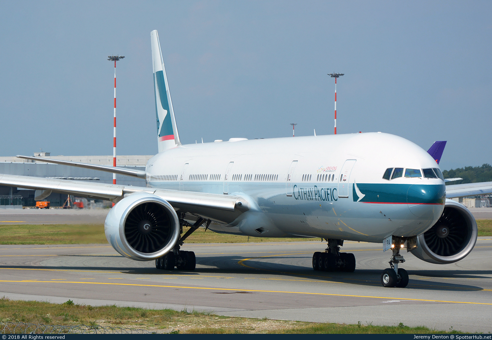 Photo of B-KPA - Boeing 777-367(ER) operated by Cathay Pacific Airways