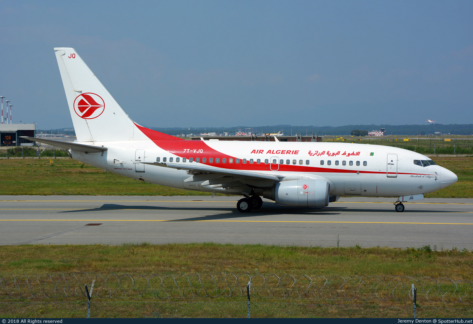 Photo of 7T-VJQ - Boeing 737-6D6 operated by Air Algérie