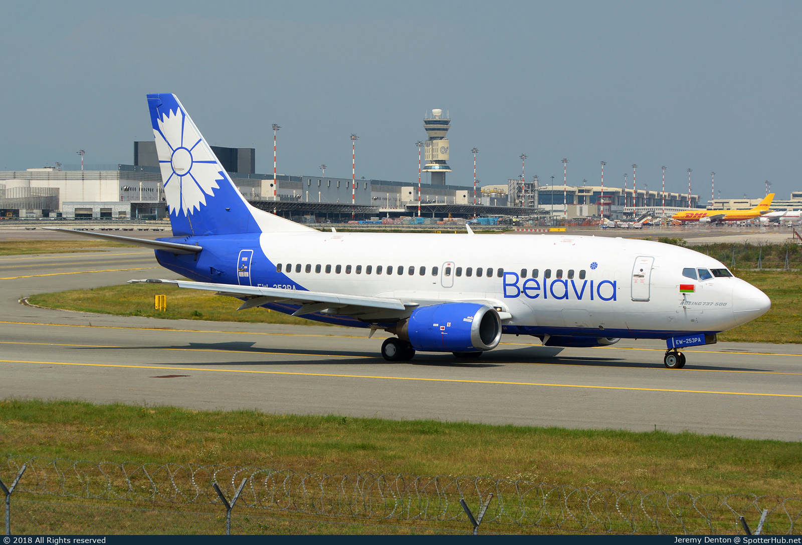 Photo of EW-253PA - Boeing 737-524 operated by Belavia