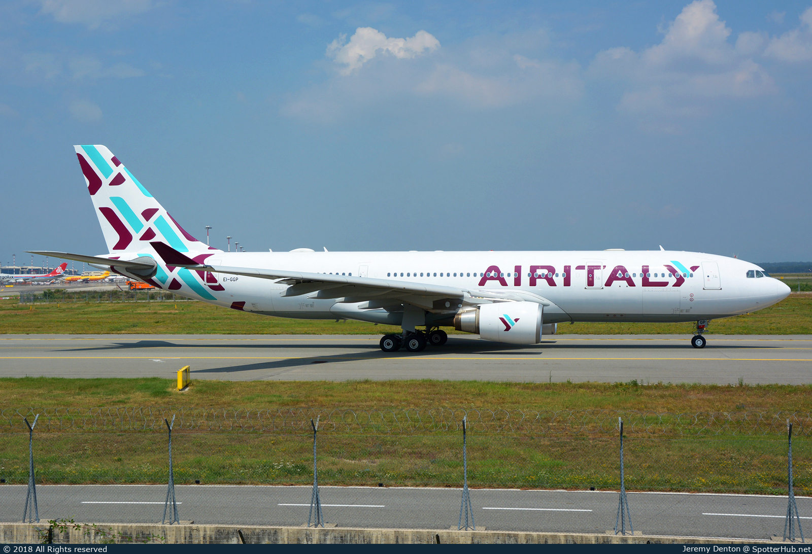 Photo of EI-GGP - Airbus A330-202 operated by Air Italy