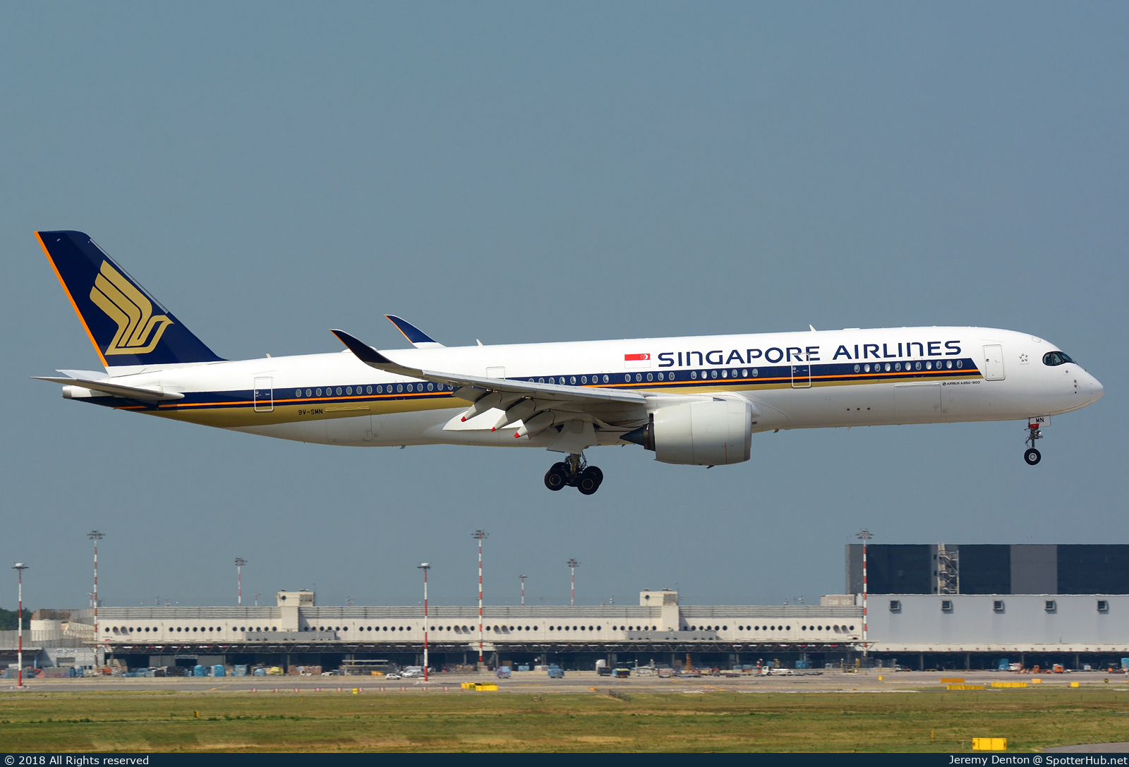 Photo of 9V-SMN - Airbus A350-941 operated by Singapore Airlines