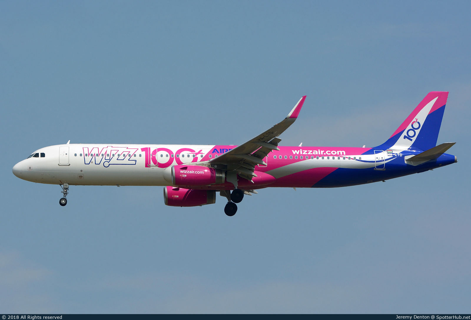 Photo of HA-LTD - Airbus A321-231 operated by Wizz Air