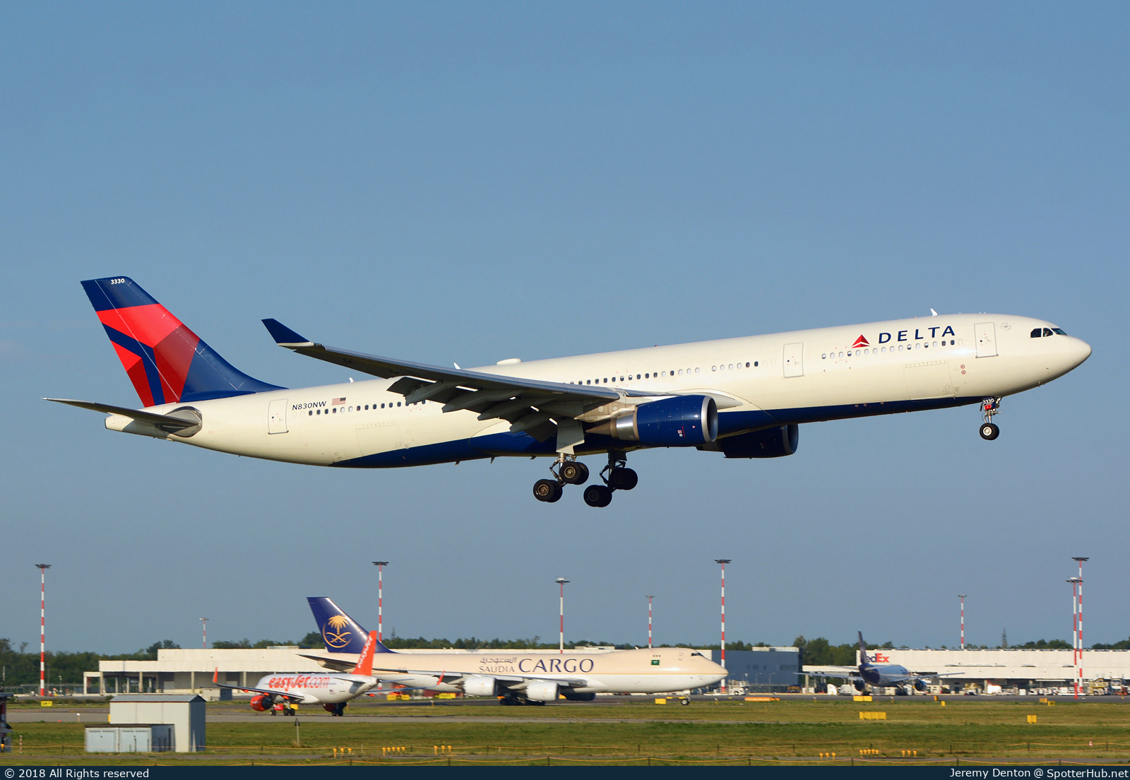 Photo of N830NW - Airbus A330-302 operated by Delta Air Lines
