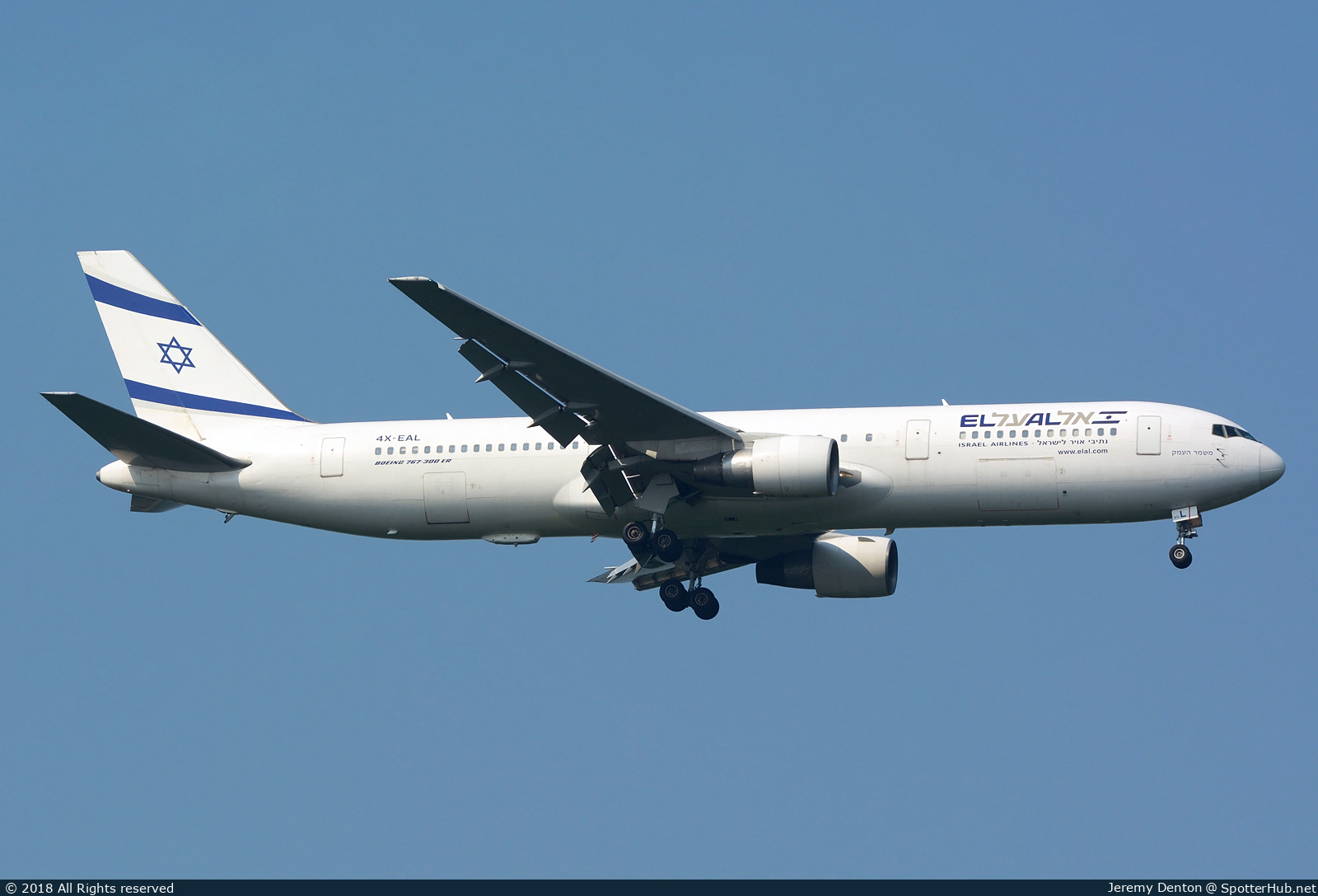 Photo of 4X-EAL - Boeing 767-33A(ER) operated by El Al Israel Airlines