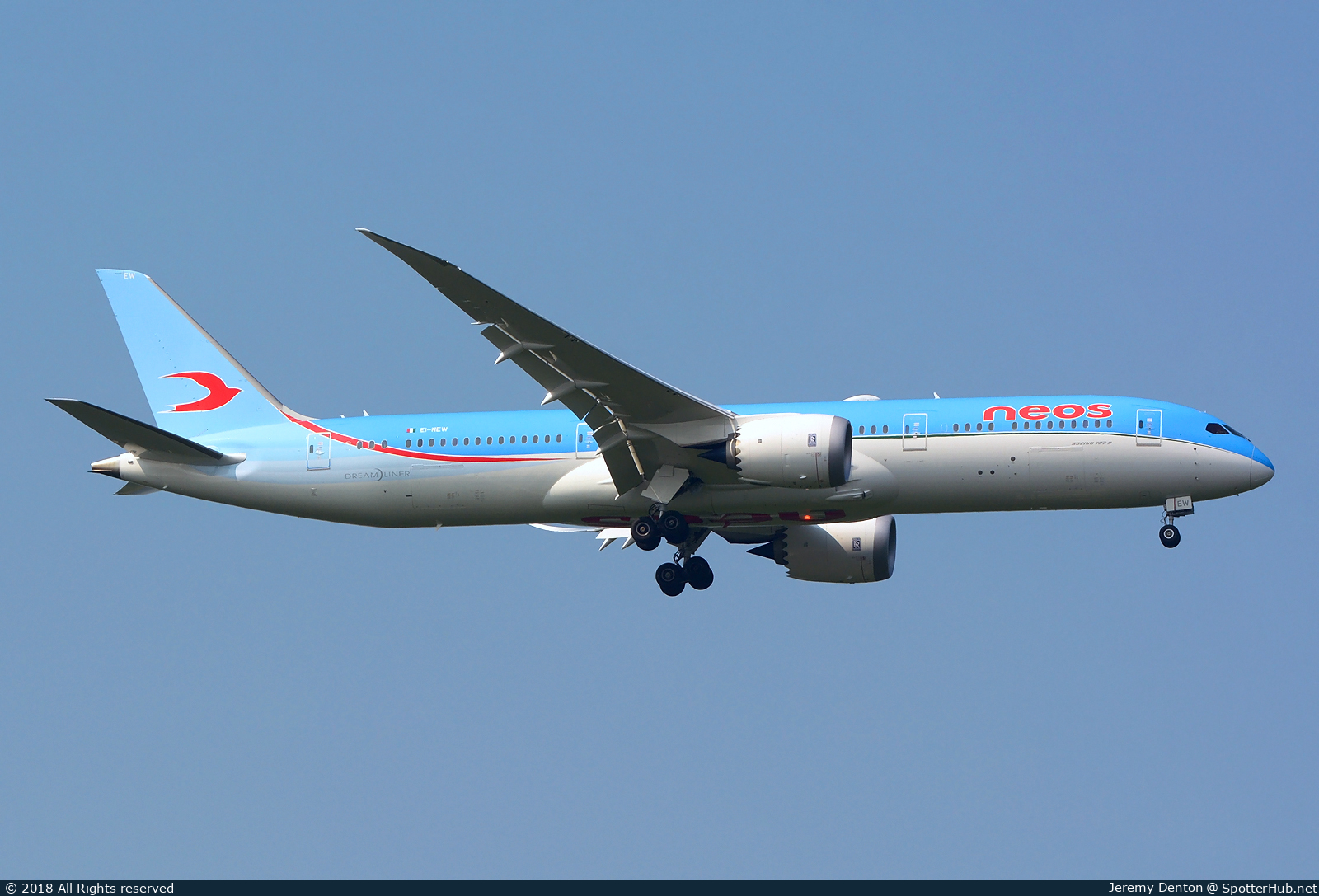 Photo of EI-NEW - Boeing 787-9 Dreamliner operated by Neos