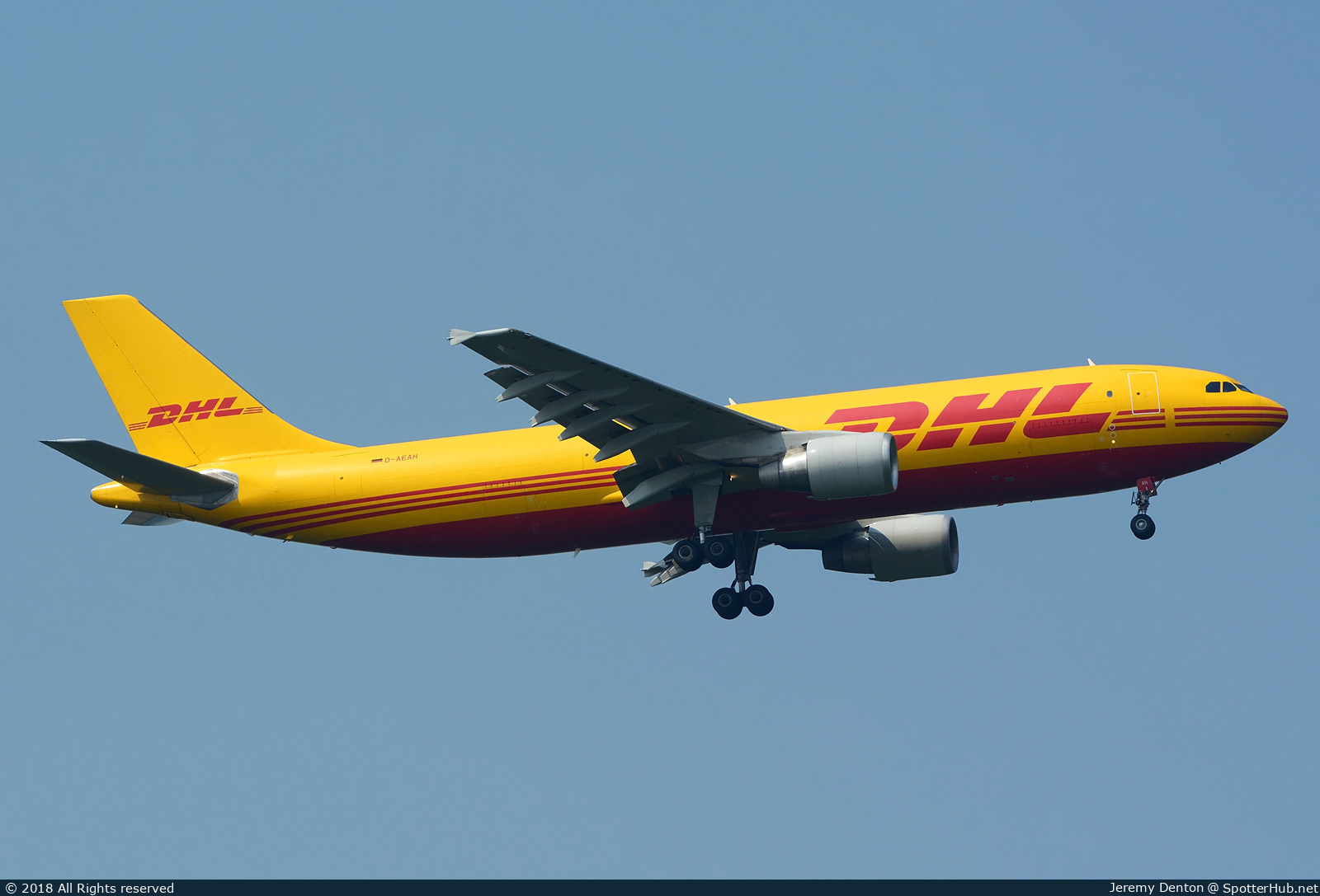 Photo of D-AEAH - Airbus A300B4-622R(F) operated by European Air Transport
