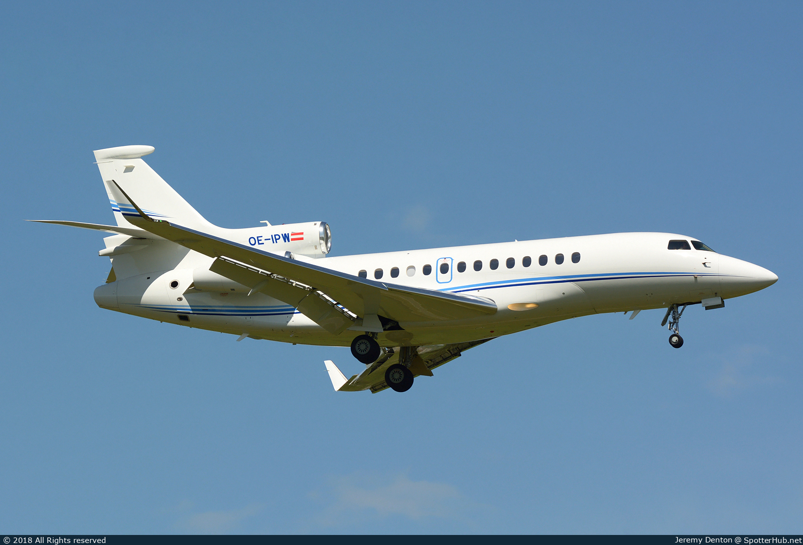 Photo of OE-IPW - Dassault Falcon 7X operated by Jet Pool Network