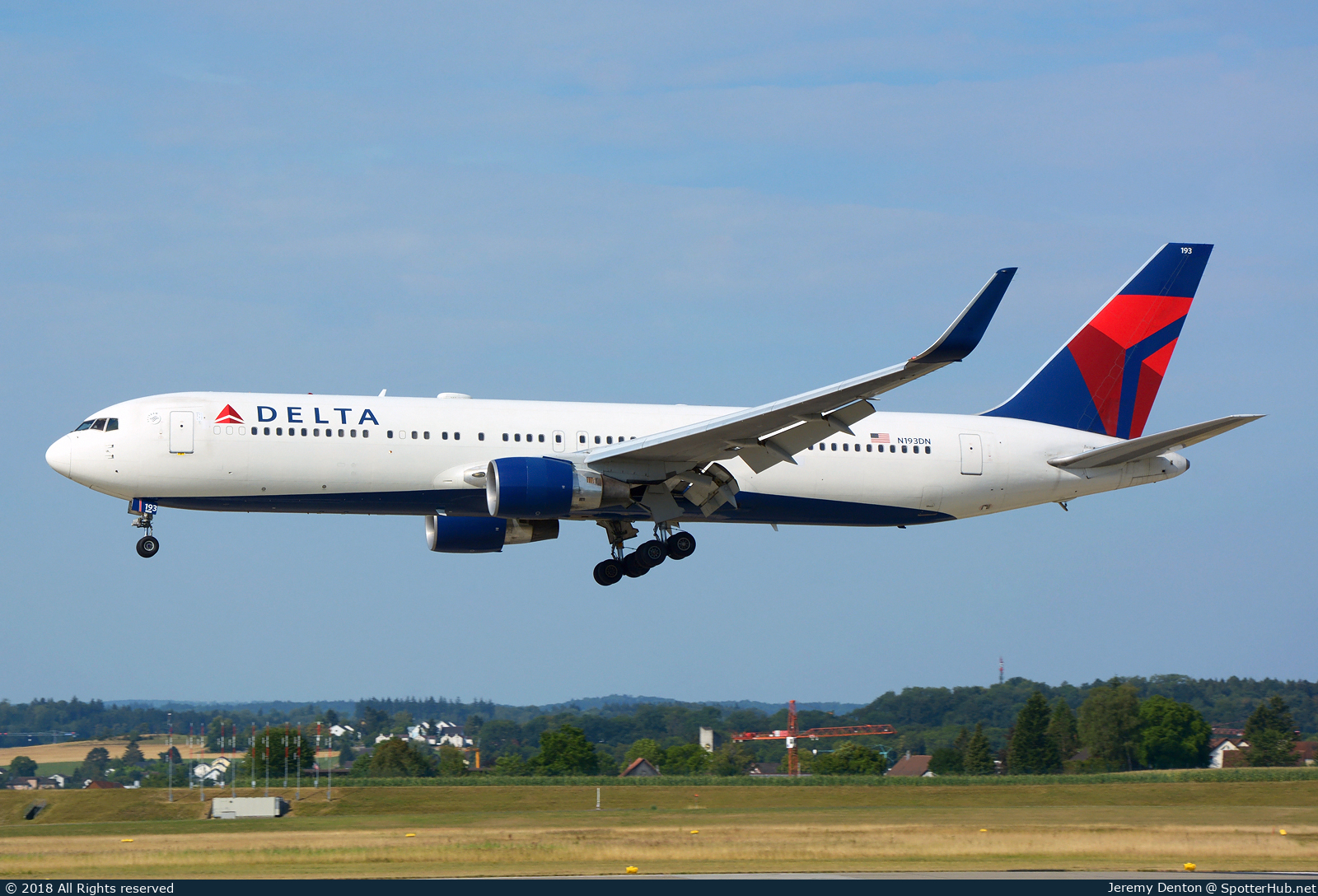 Photo of N193DN - Boeing 767-332(ER) operated by Delta Air Lines