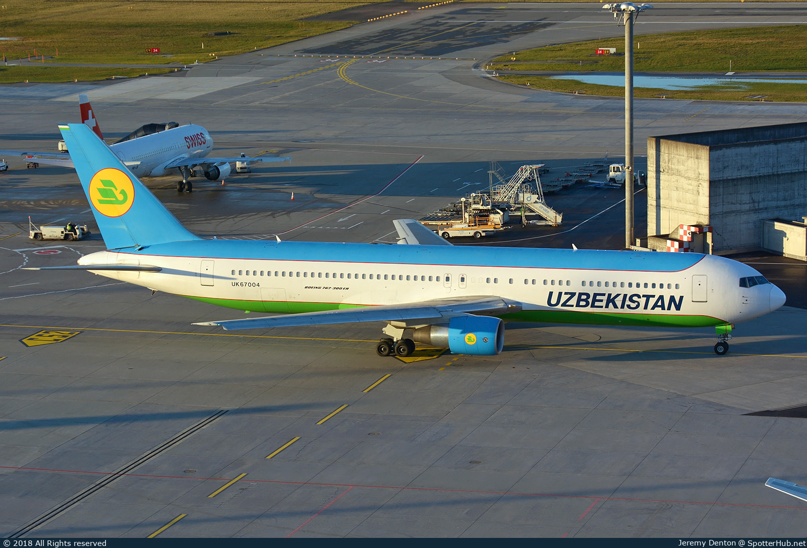 Photo of UK67004 - Boeing 767-33P(ER) operated by Uzbekistan Airways