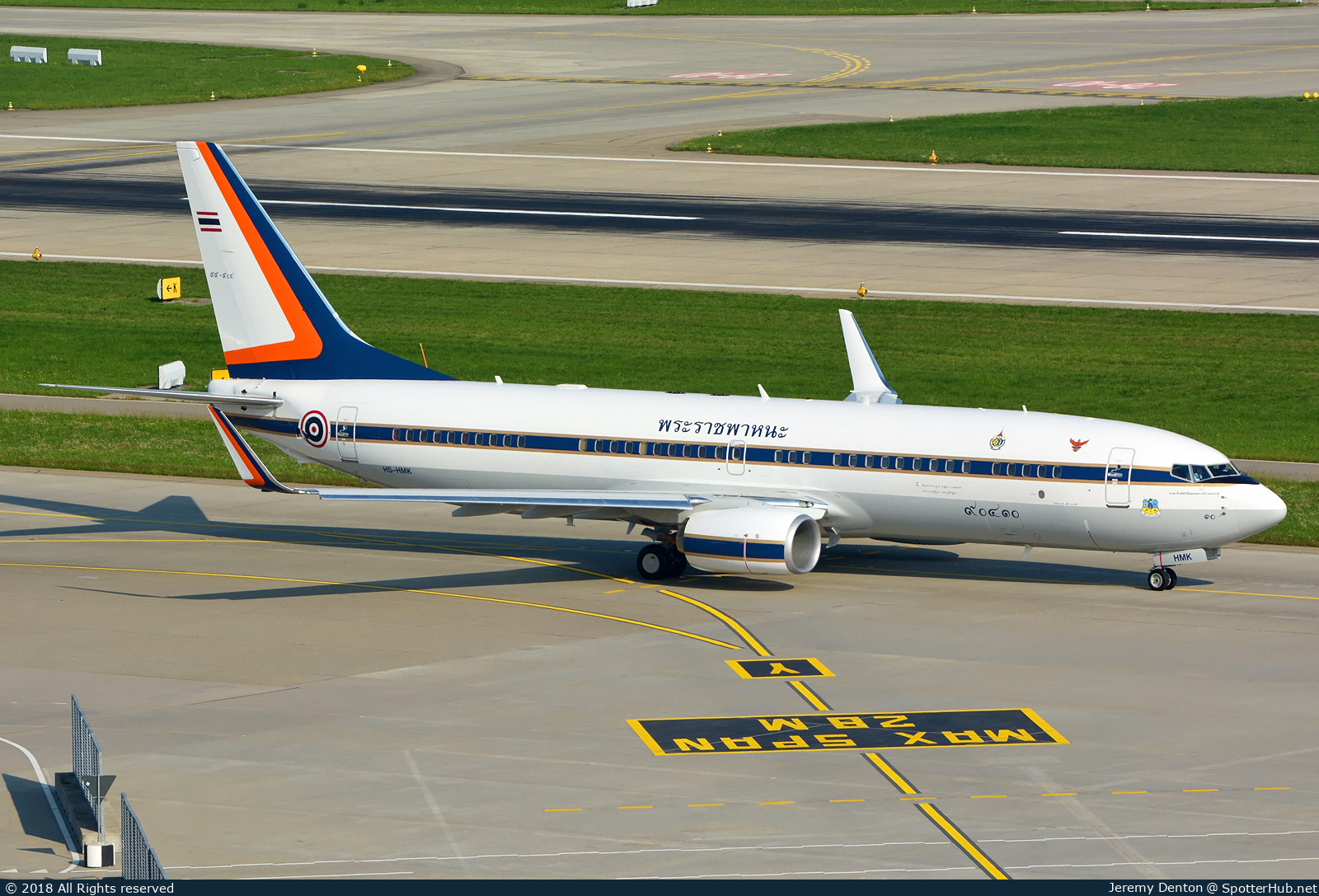 Photo of HS-HMK - Boeing 737-8Z6(BBJ2) operated by Royal Thai Air Force
