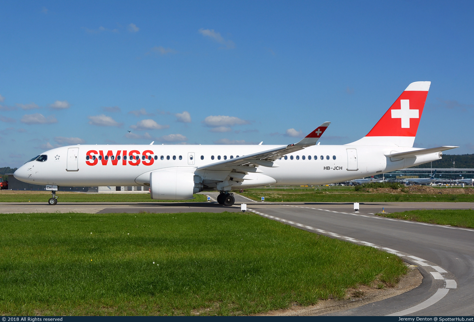 Photo of HB-JCH - Airbus A220-300 operated by Swiss International Air Lines