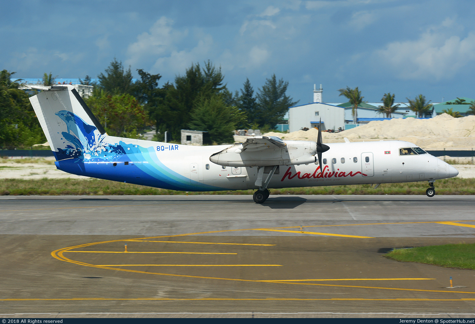Photo of 8Q-IAR - Bombardier DHC-8-314 Dash 8 Q300 operated by Maldivian