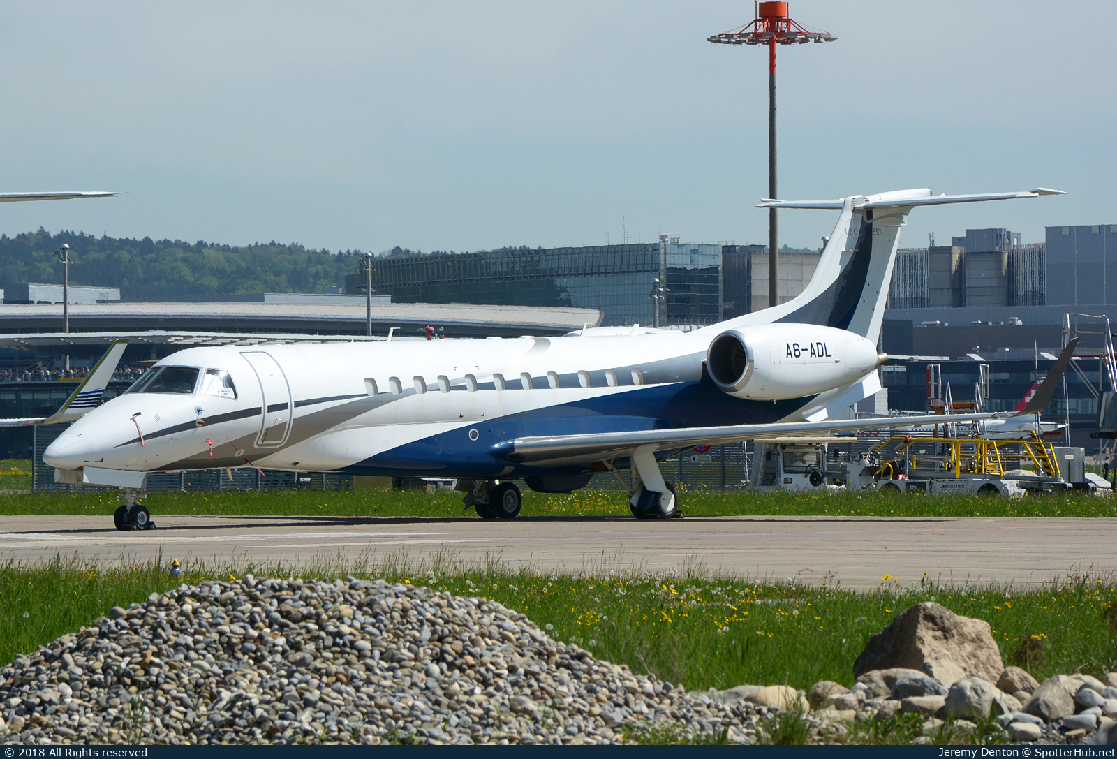 Photo of A6-ADL - Embraer Legacy 650 operated by Empire Aviation