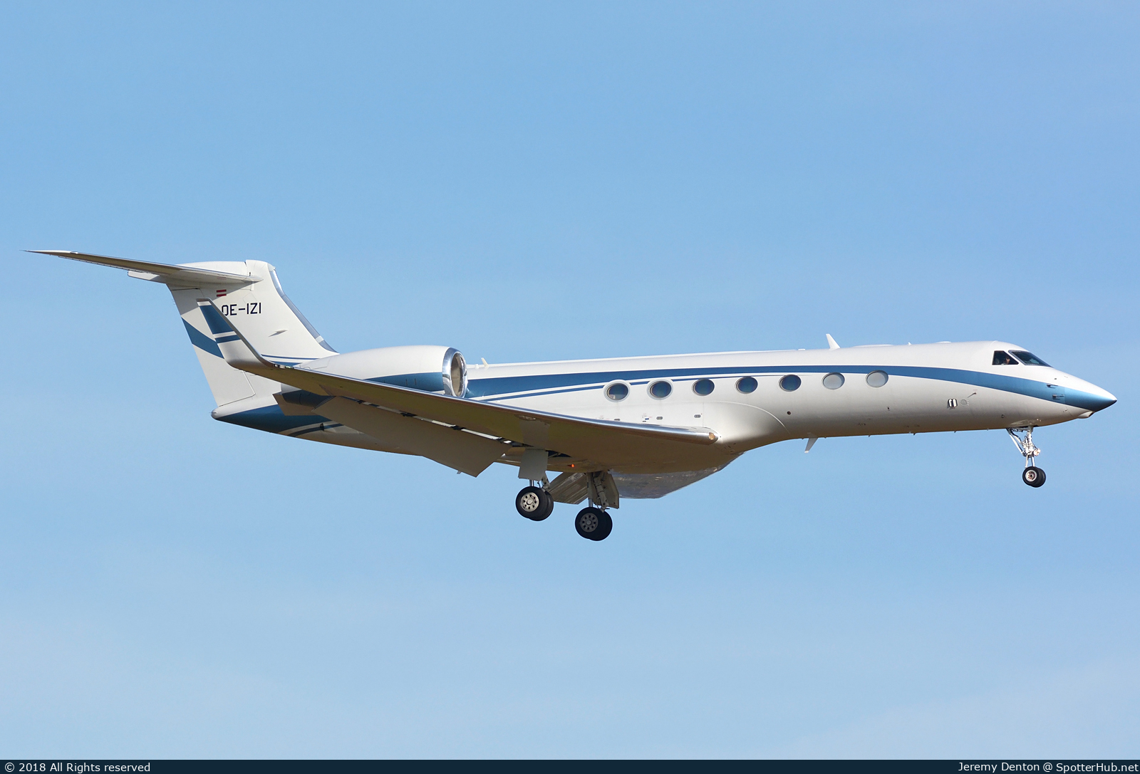 Photo of OE-IZI - Gulfstream GV-SP (G550) operated by Tyrolean Jet Service