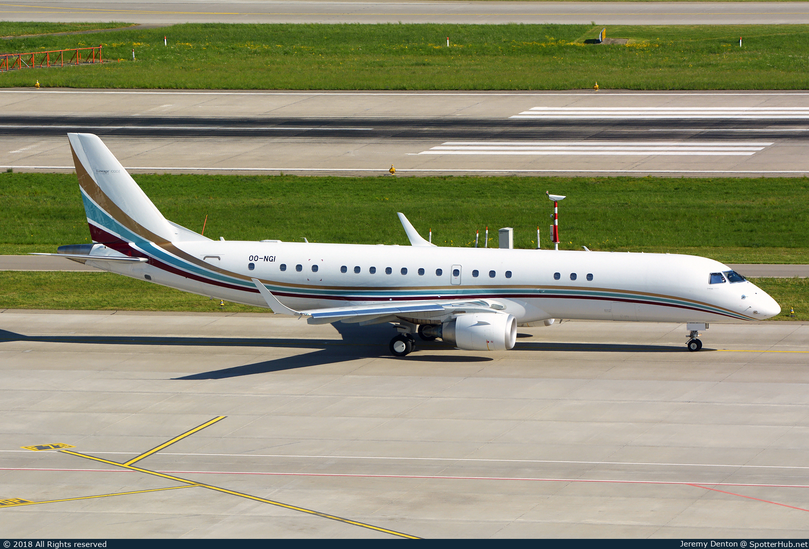 Photo of OO-NGI - Embraer Lineage 1000 operated by Flying Group