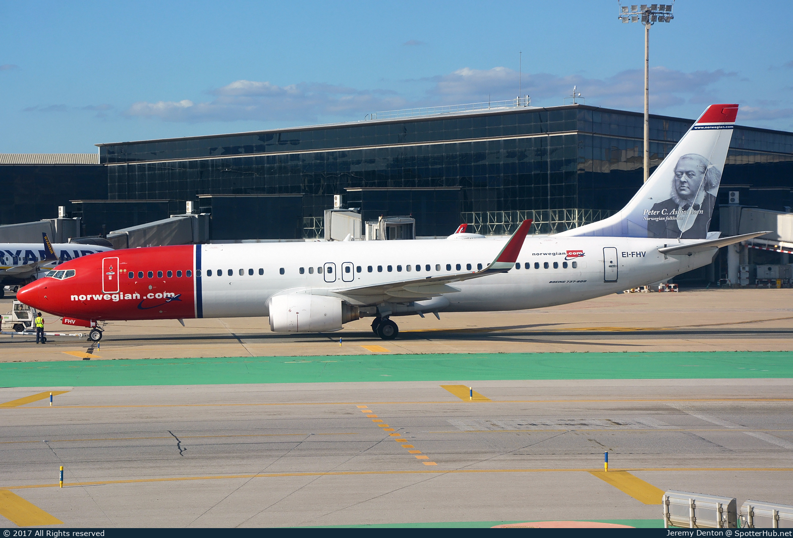 Photo of EI-FHV - Boeing 737-8JP operated by Norwegian Air International