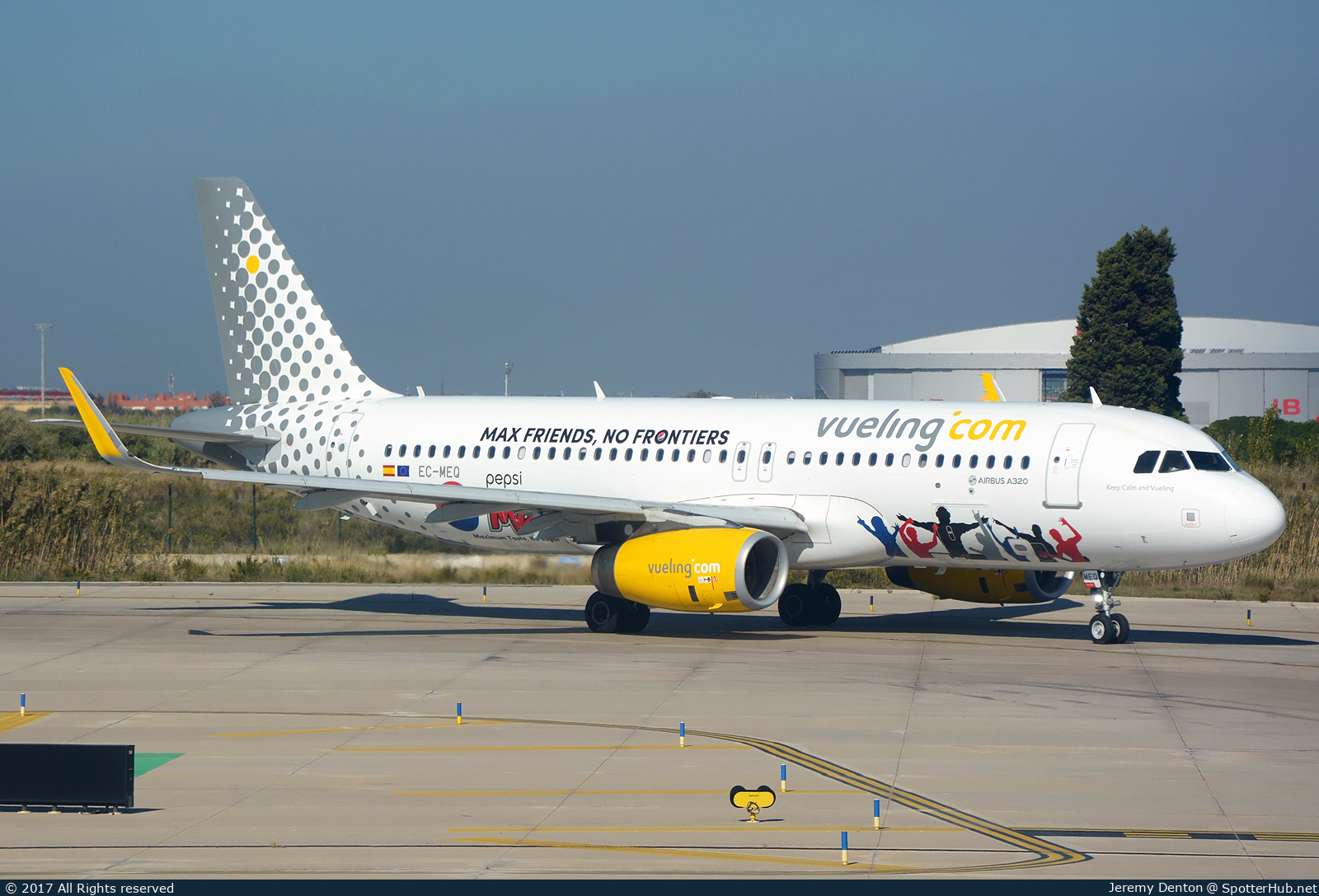 Photo of EC-MEQ - Airbus A320-232 operated by Vueling