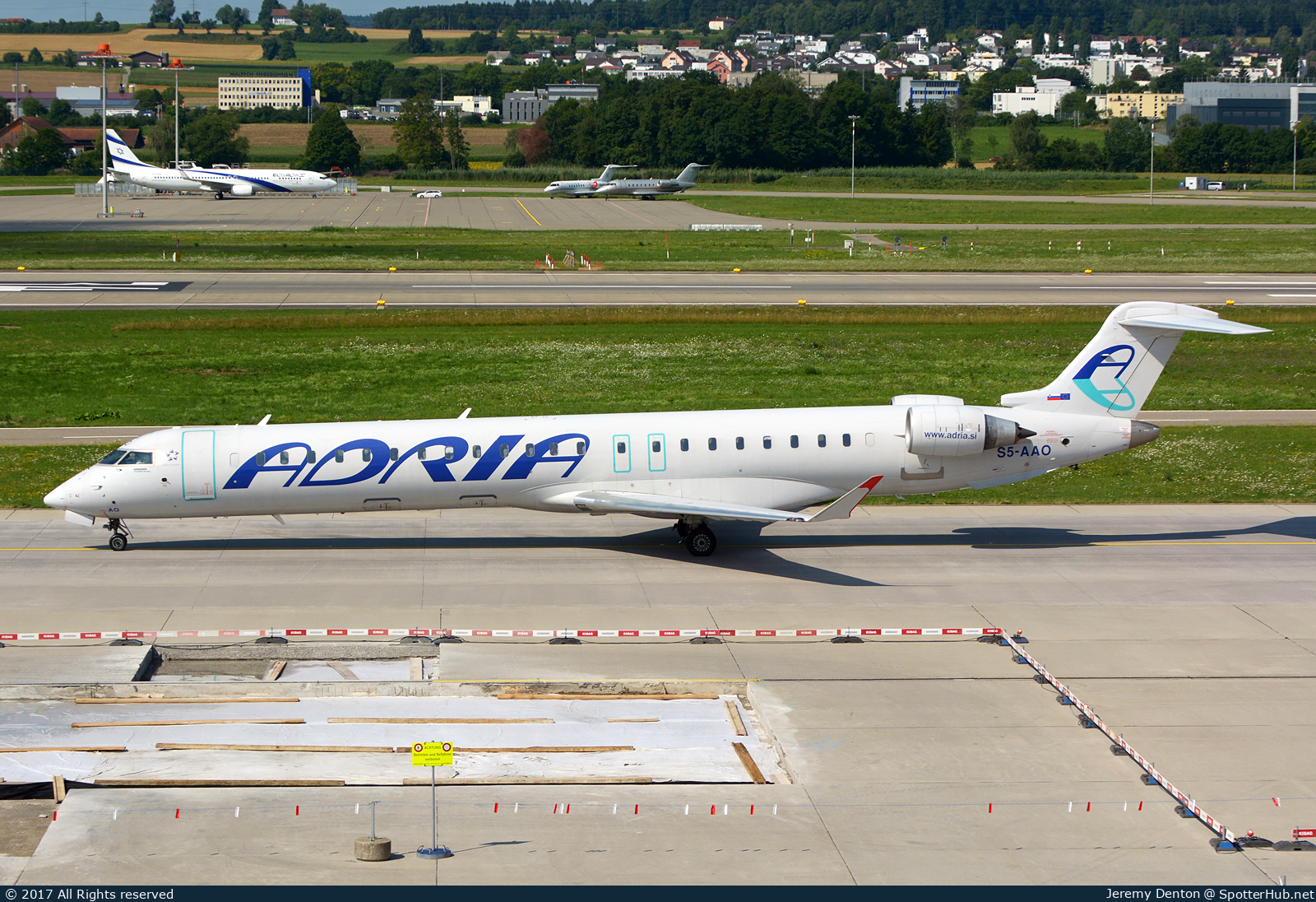 Photo of S5-AAO - Bombardier CRJ-900LR operated by Adria Airways