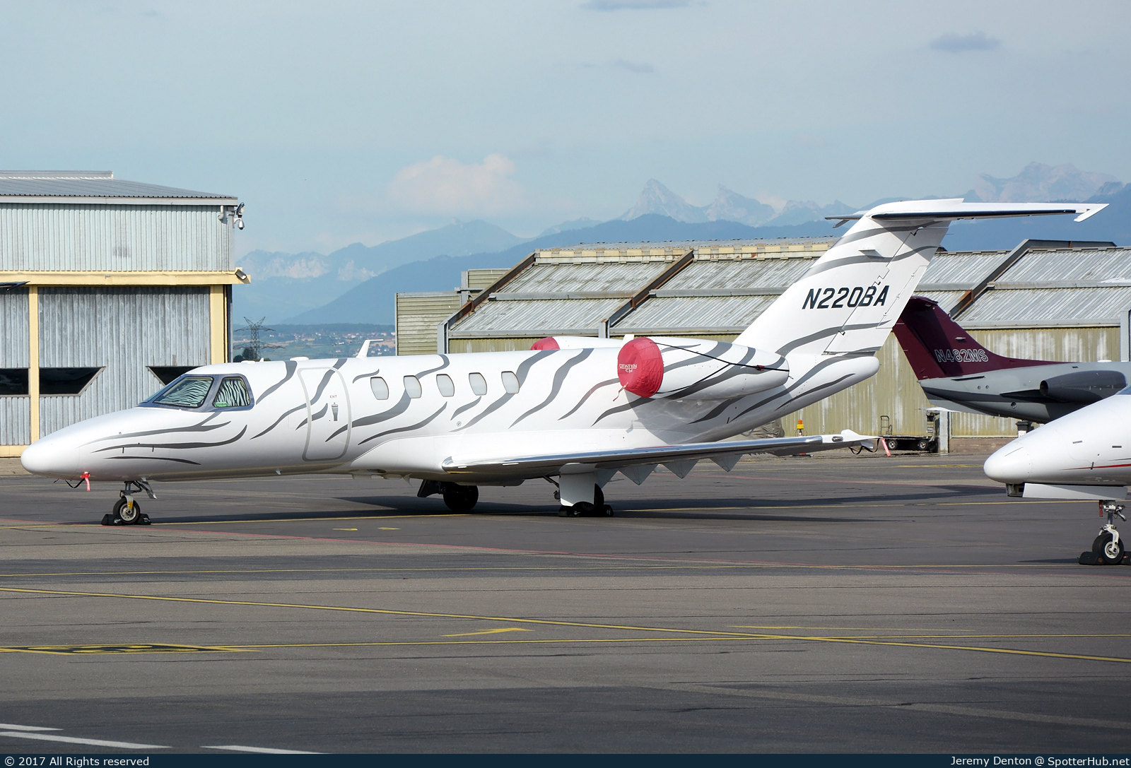 Photo of N220BA - Cessna 525C CitationJet CJ4 operated by Private