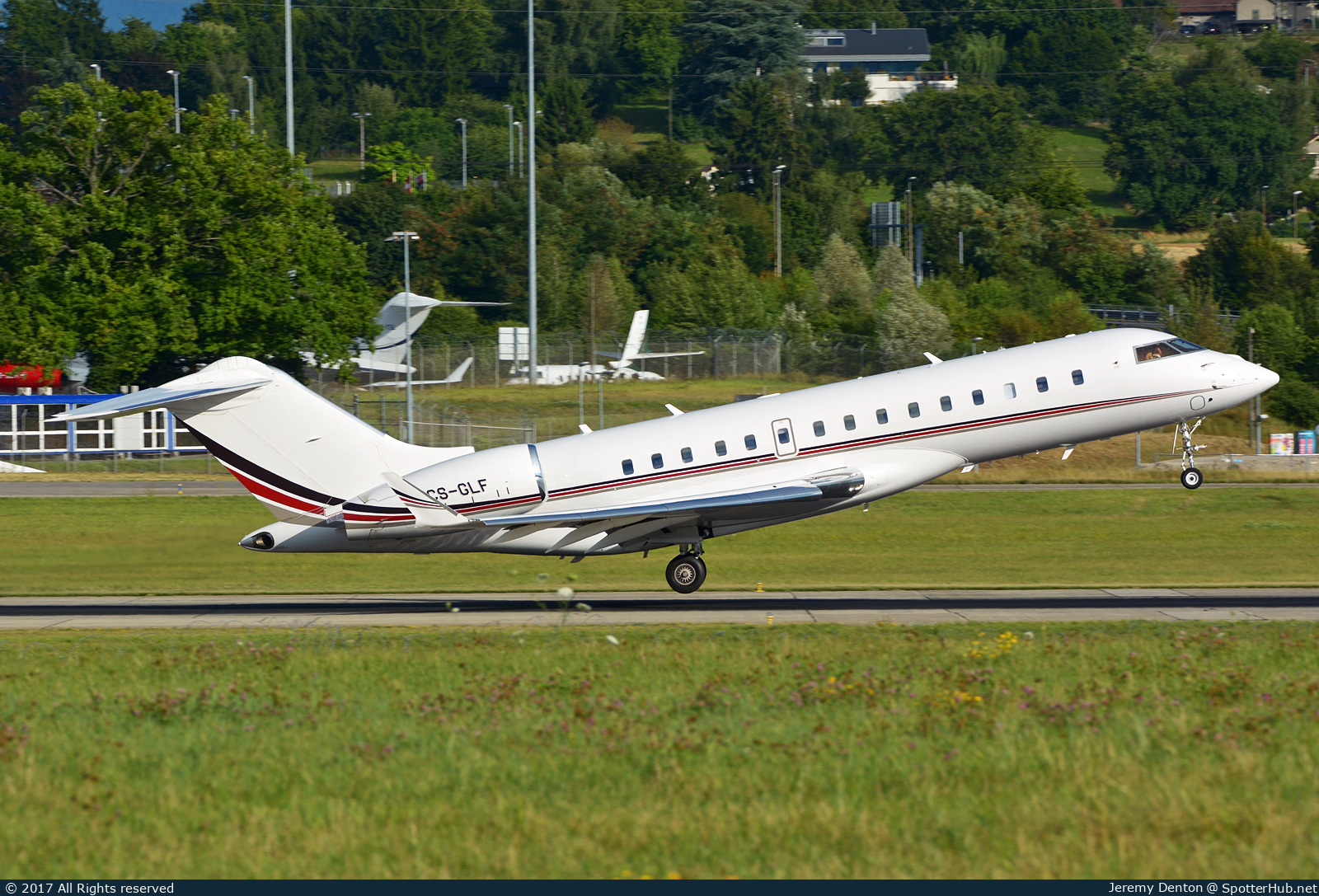 Photo of CS-GLF - Bombardier Global 6000 operated by NetJets Europe