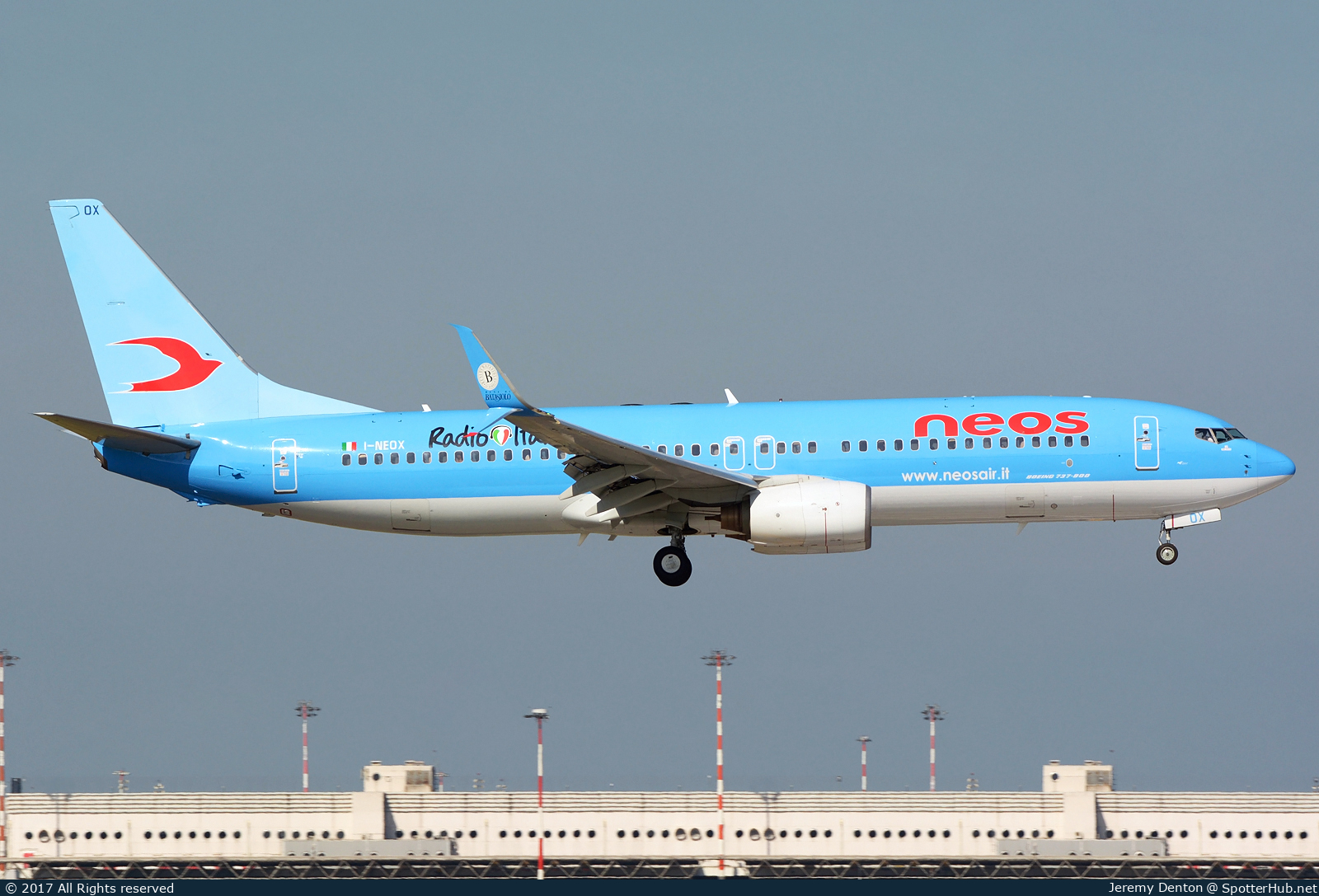 Photo of I-NEOX - Boeing 737-86N operated by Neos