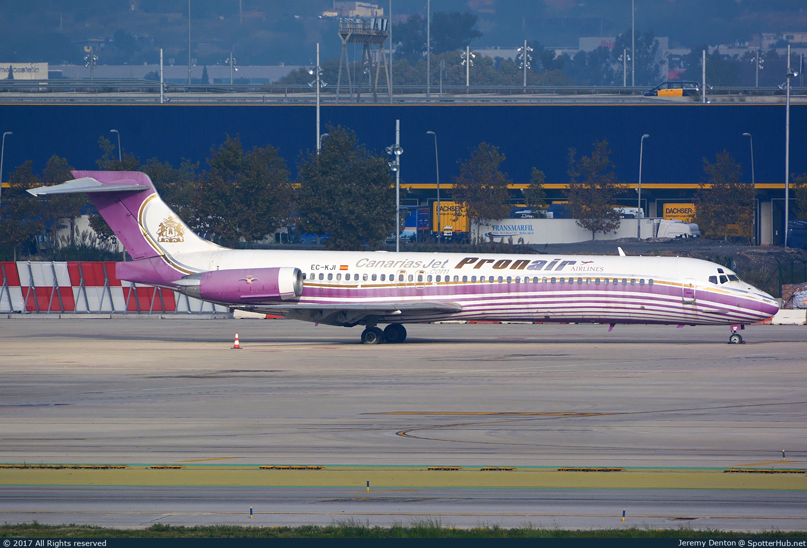 Photo of EC-KJI - McDonnell Douglas MD-87 operated by Pronair