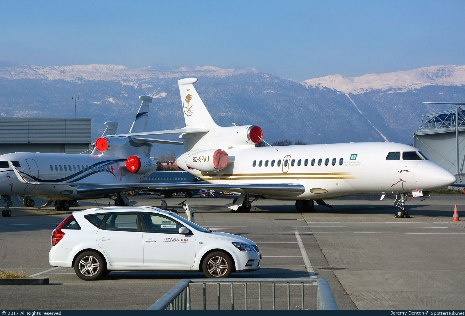 Photo of HZ-SPAJ - Dassault Falcon 7X operated by Saudi Private Aviation