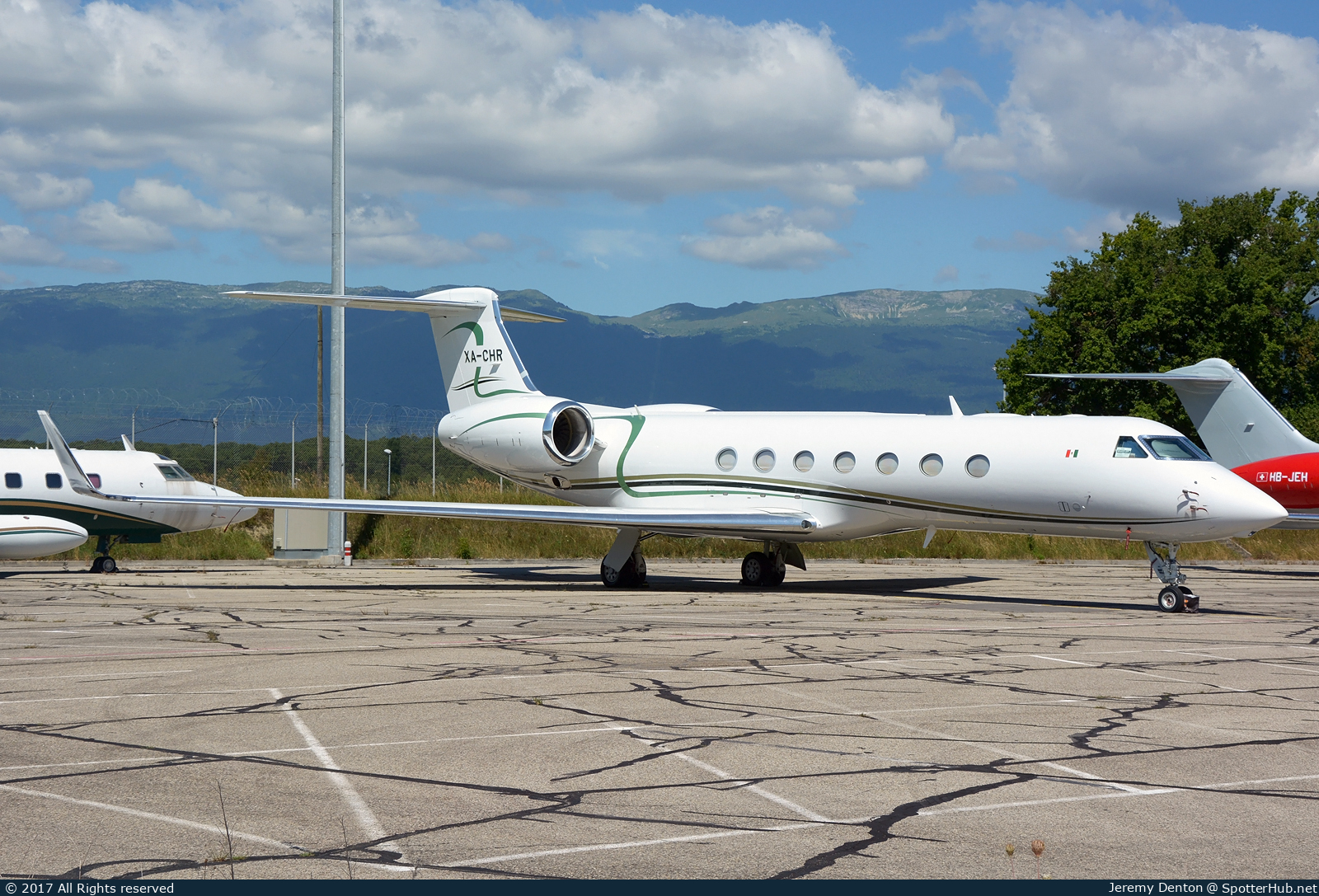 Photo of XA-CHR - Gulfstream GV-SP (G550) operated by OVESA Operadora de Vuelos Ejecutivos