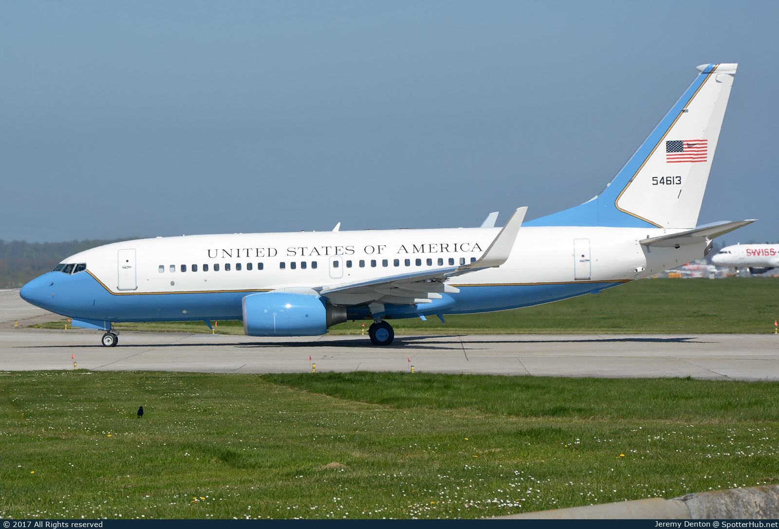 Photo of 05-4613 - Boeing C-40C operated by US Air Force
