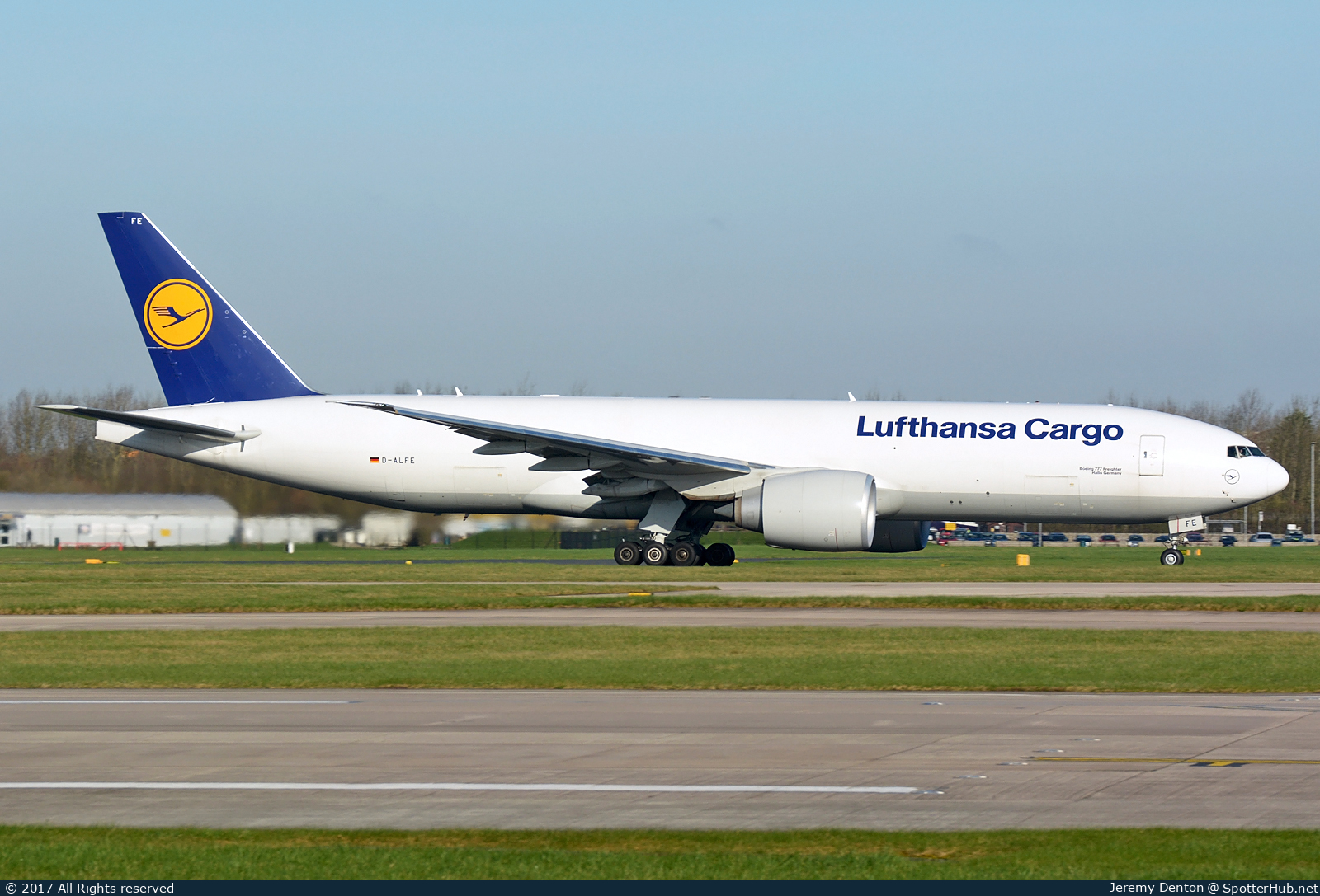 Photo of D-ALFE - Boeing 777-FBT operated by Lufthansa Cargo