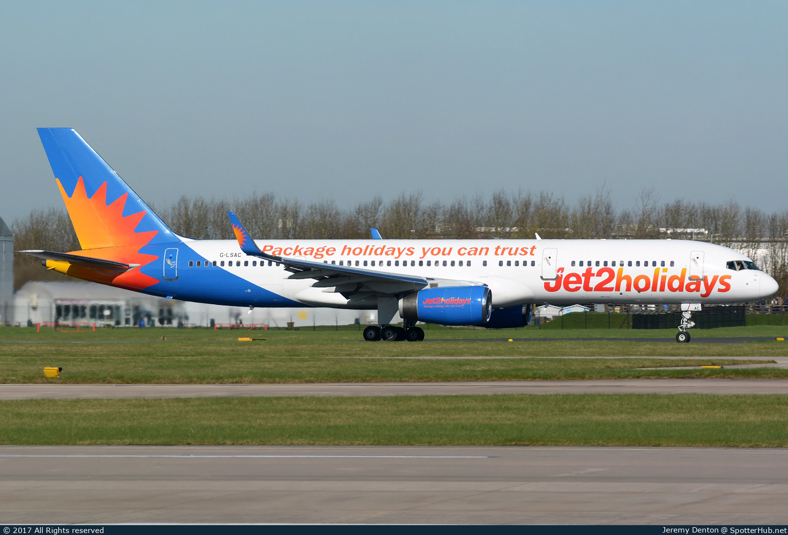 Photo of G-LSAC - Boeing 757-23A operated by Jet2