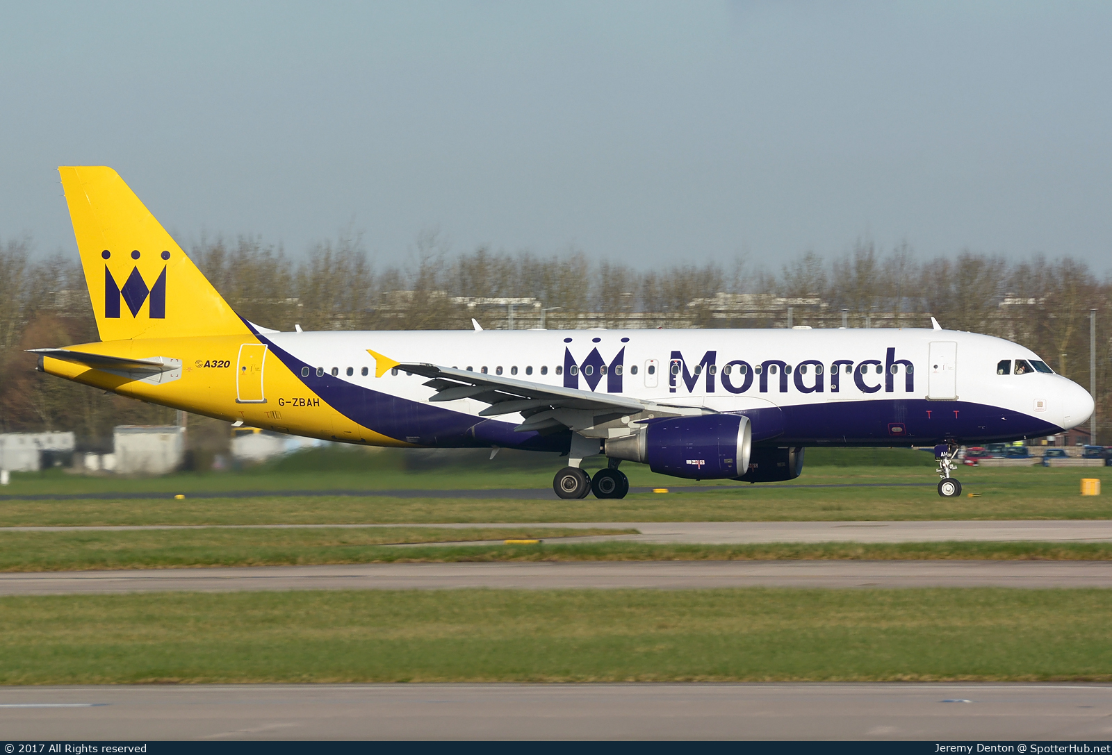 Photo of G-ZBAH - Airbus A320-214 operated by Monarch Airlines