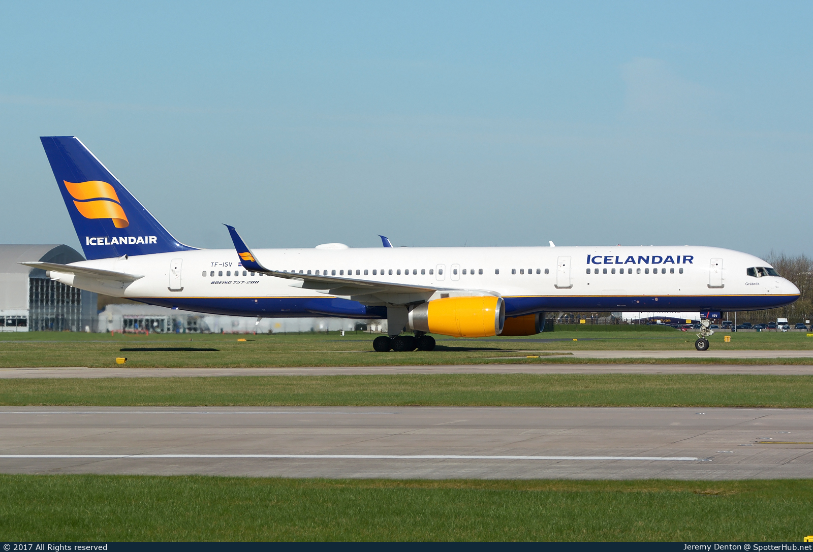 Photo of TF-ISV - Boeing 757-256 operated by Icelandair