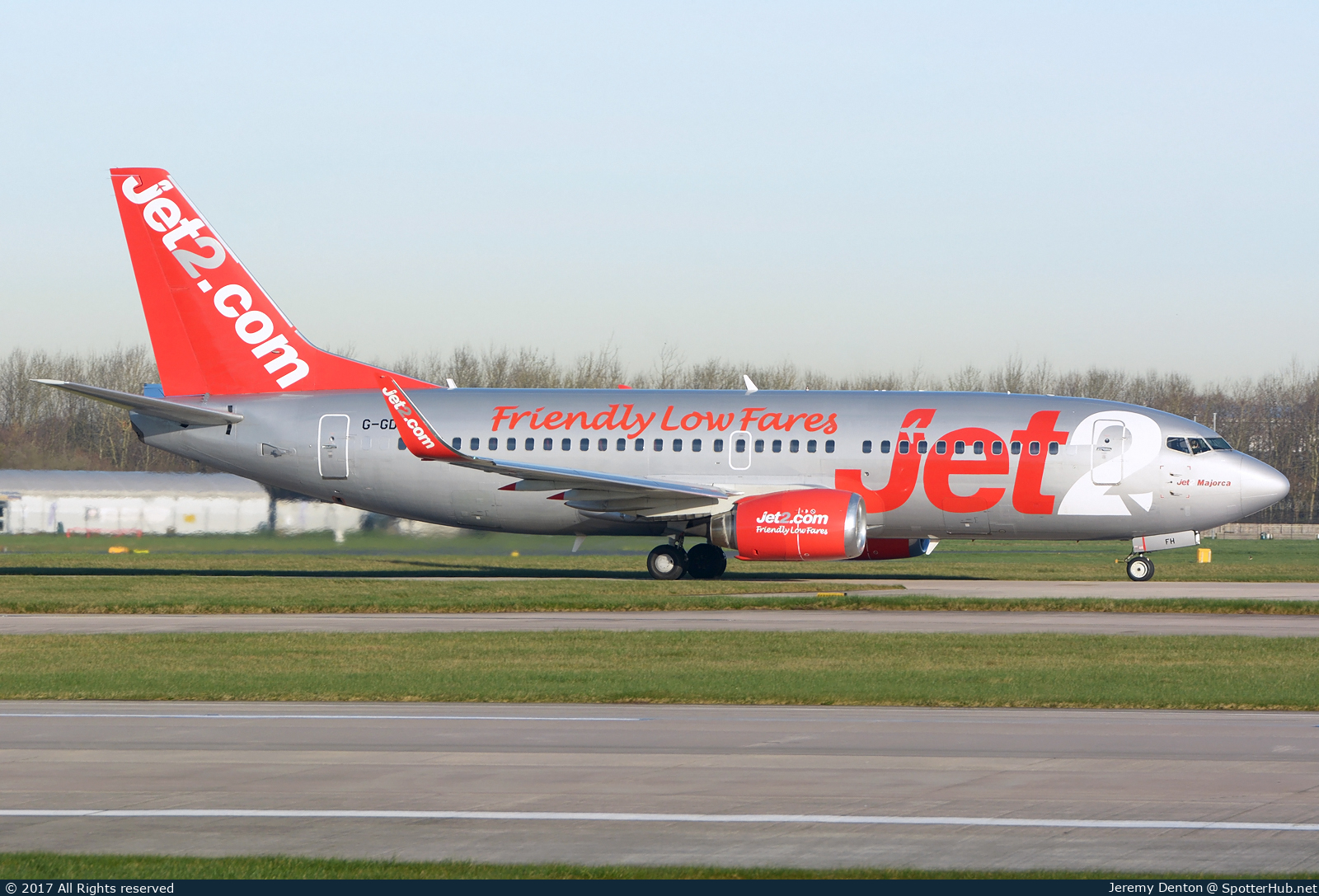 Photo of G-GDFH - Boeing 737-3Y5 operated by Jet2