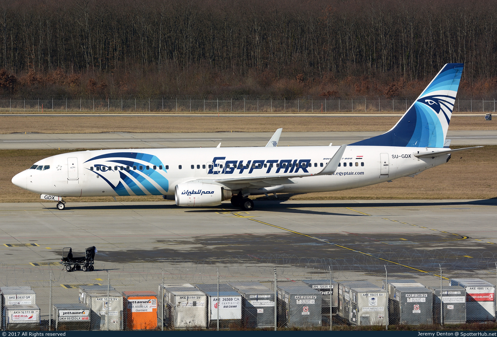 Photo of SU-GDX - Boeing 737-866 operated by Egyptair
