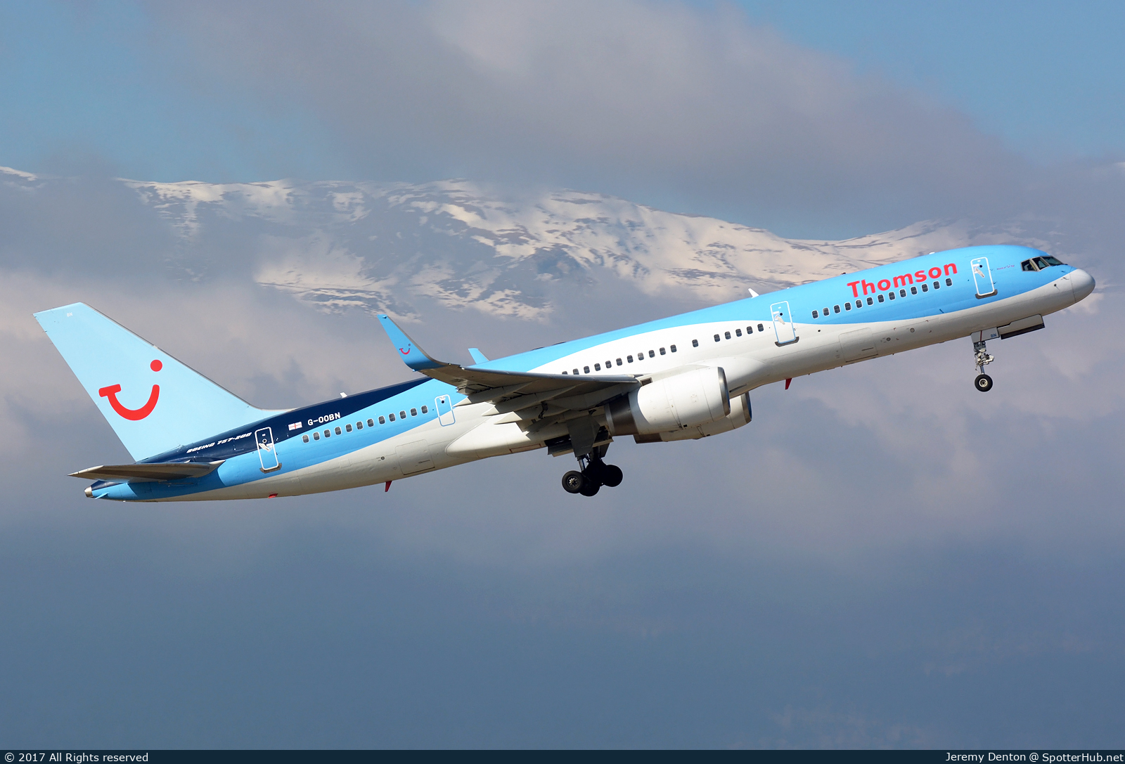 Photo of G-OOBN - Boeing 757-2G5 operated by Thomson Airways