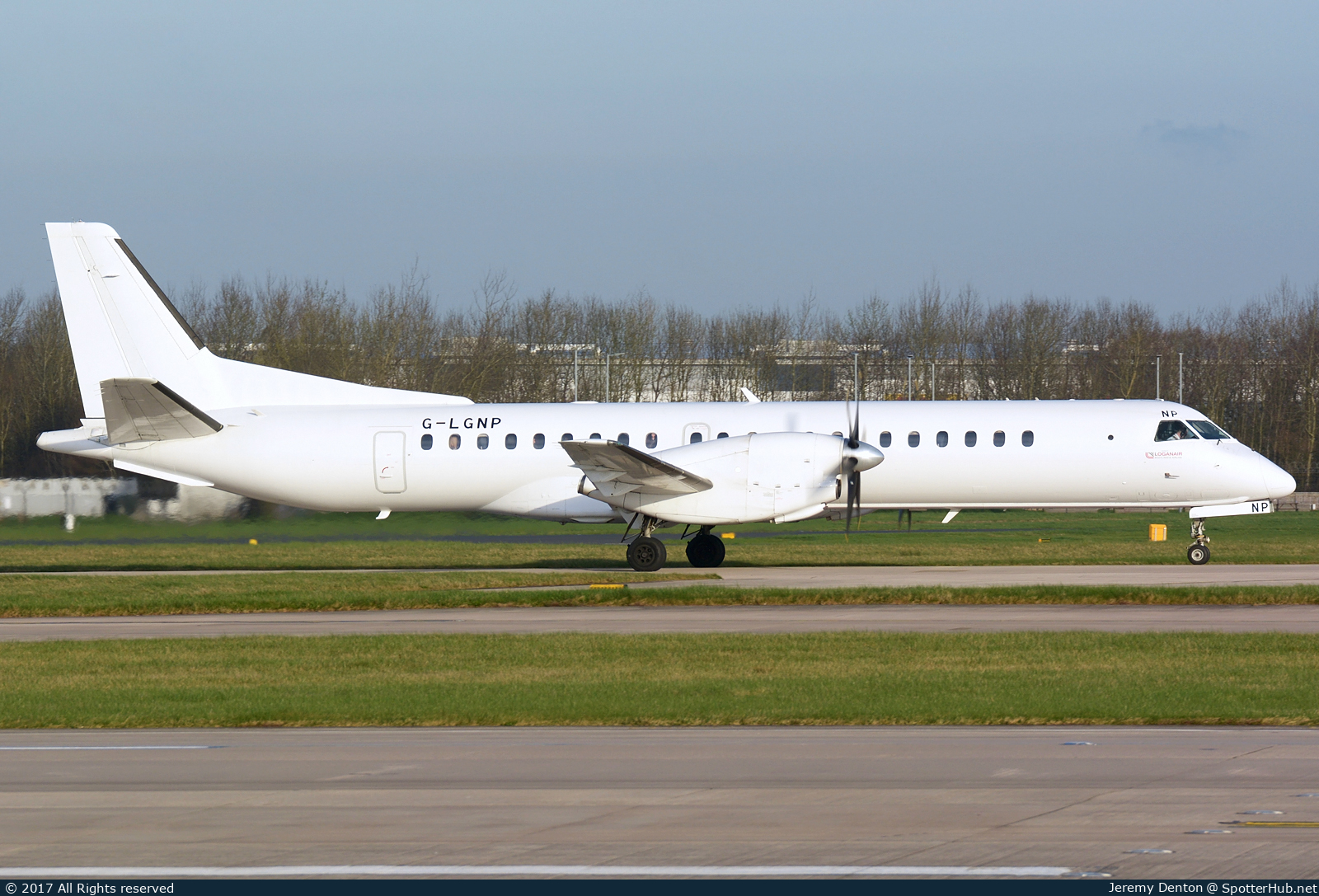 Photo of G-LGNP - Saab 2000 operated by Loganair
