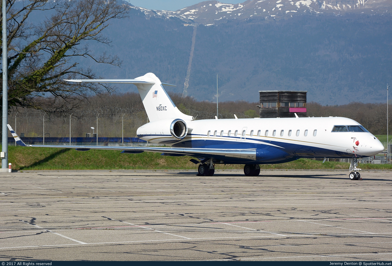 Photo of N60XC - Bombardier Global 6000 operated by Xcoal Energy & Resources