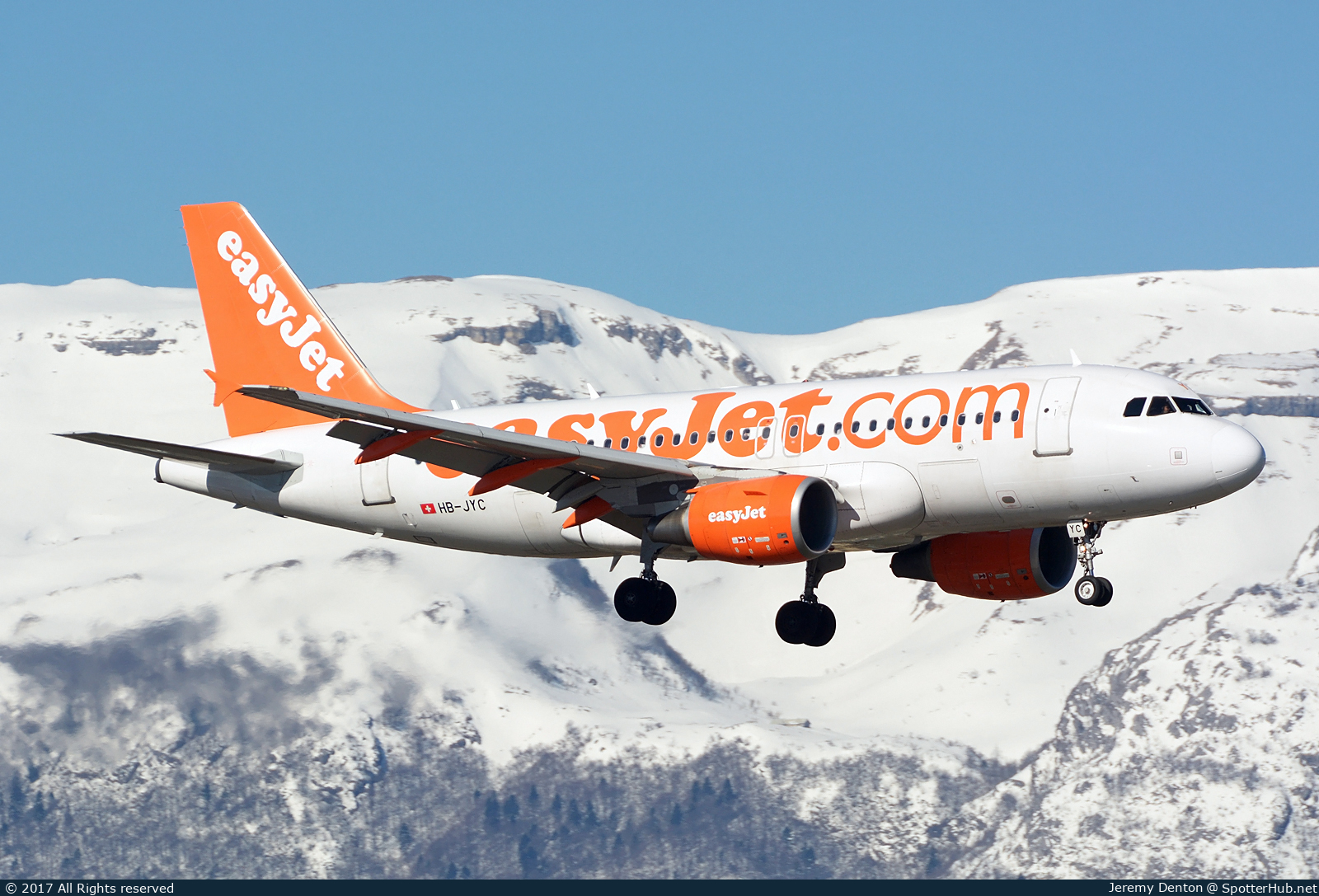 Photo of HB-JYC - Airbus A319-111 operated by easyJet Switzerland