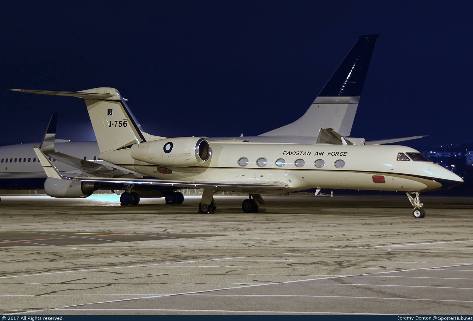 Photo of J-756 - Gulfstream GIV-X (G450) operated by Pakistan Air Force