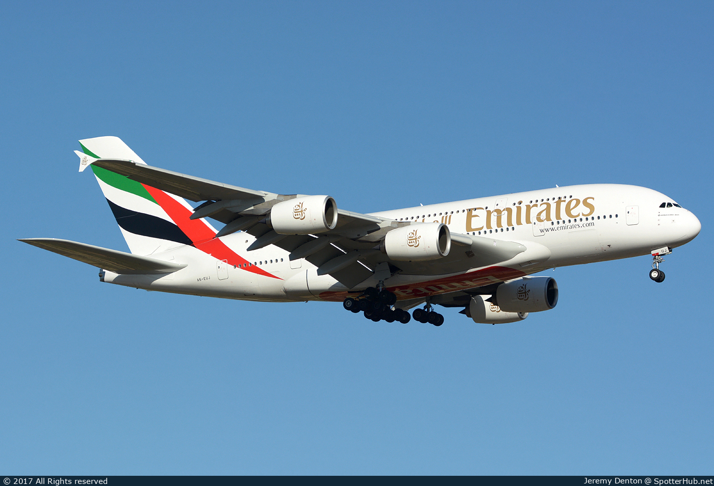 Photo of A6-EUJ - Airbus A380-861 operated by Emirates